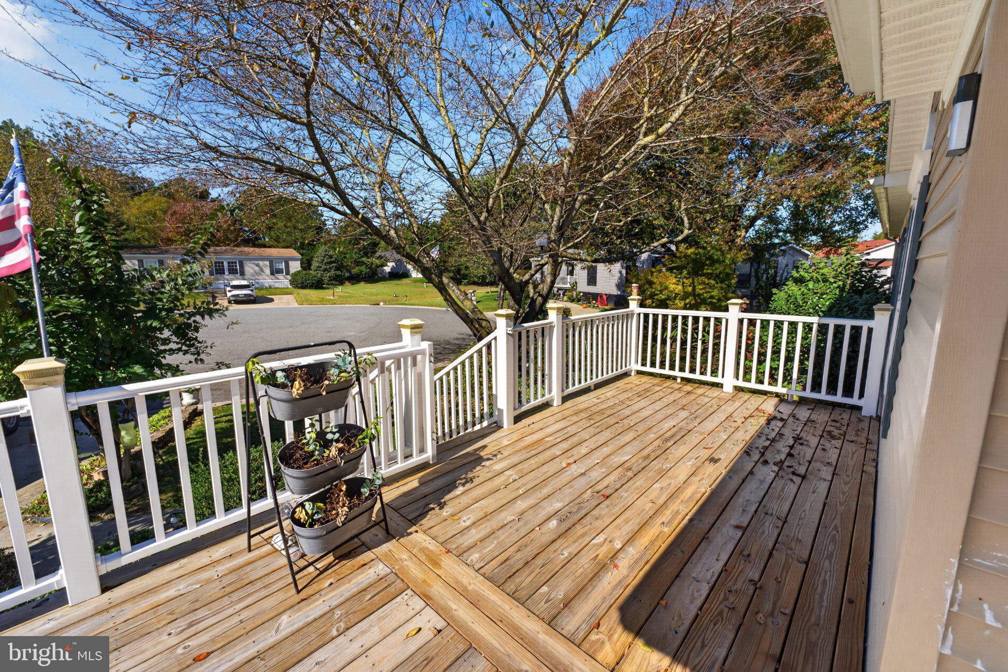 9067 WOOD THRUSH COURT