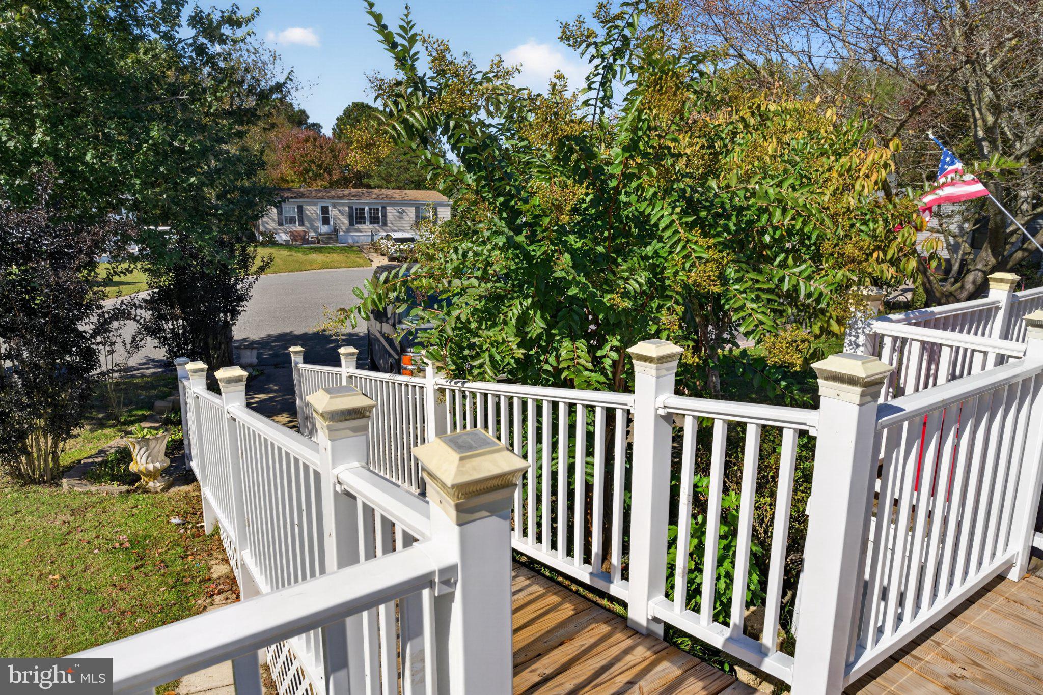 9067 WOOD THRUSH COURT