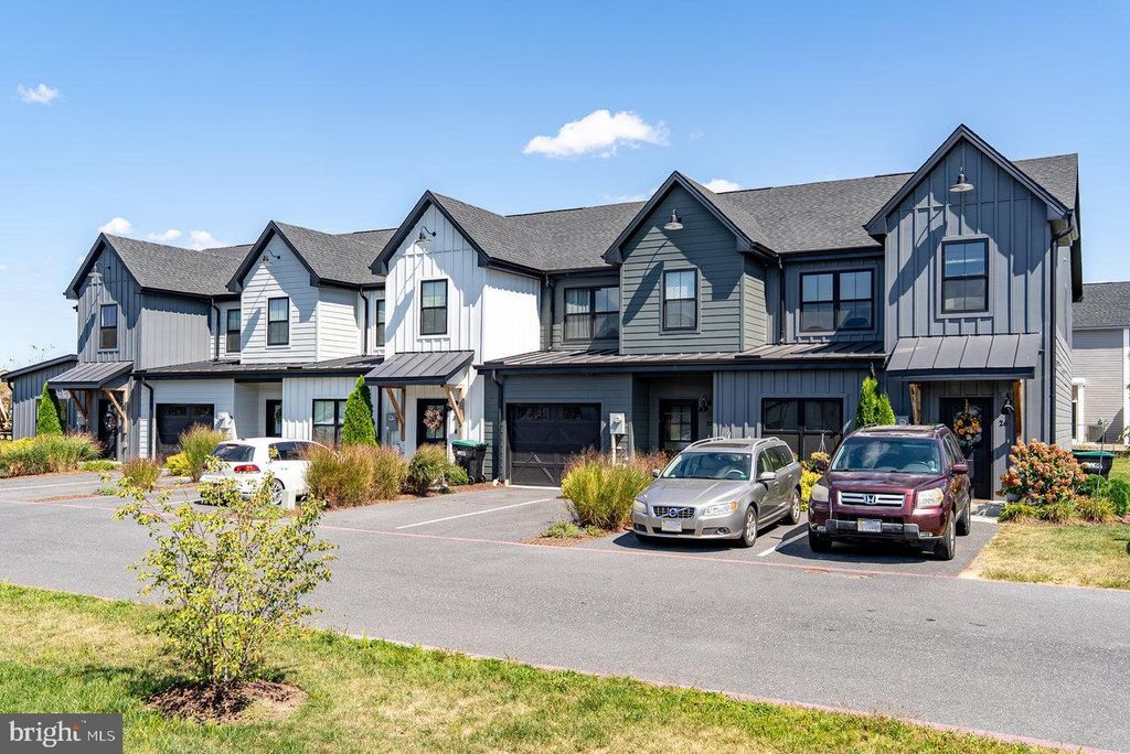 Photo of 30 Field Court, BRIDGEWATER, VA 22812 (MLS # VARO2002562)