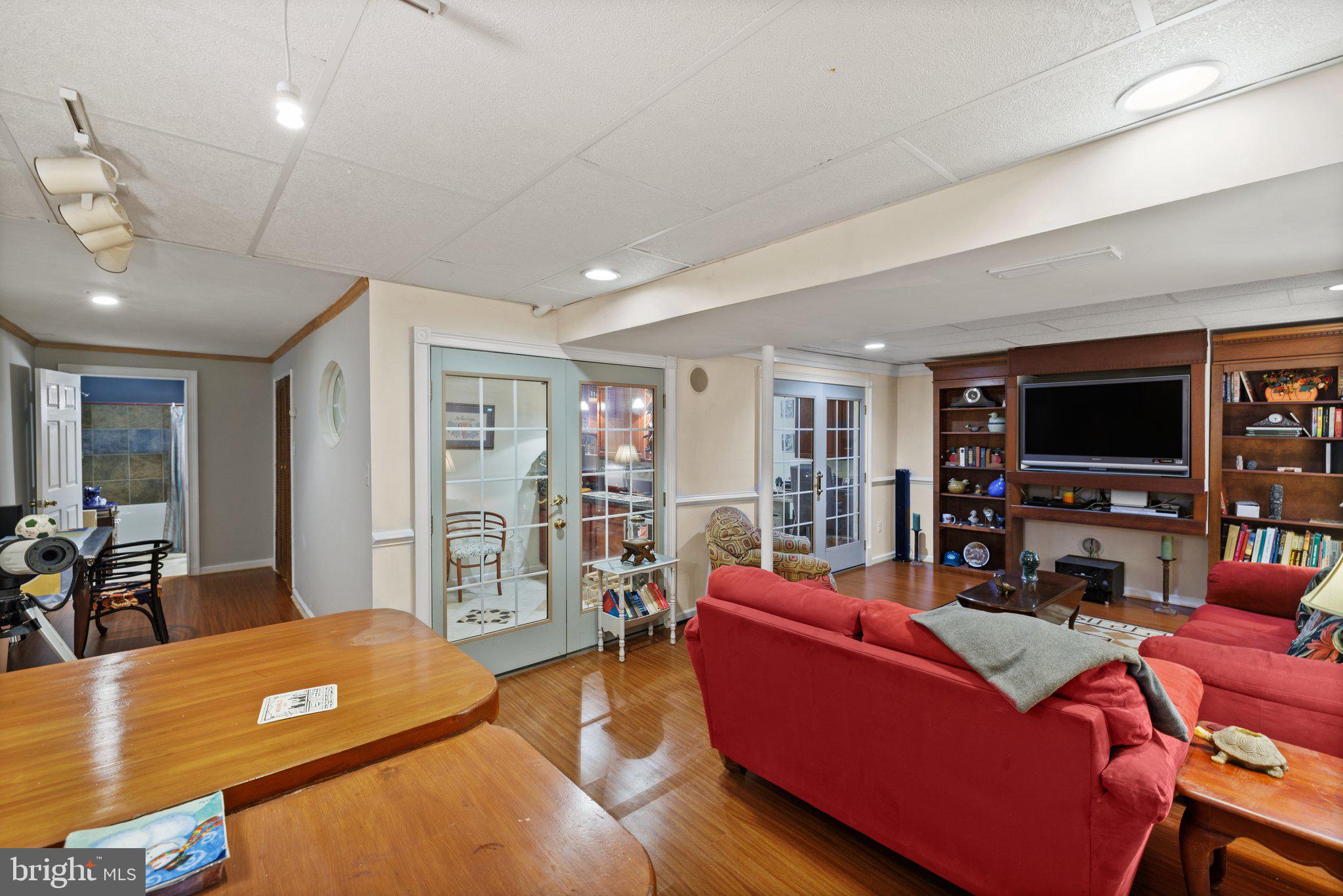 FALLSWOOD - Residential