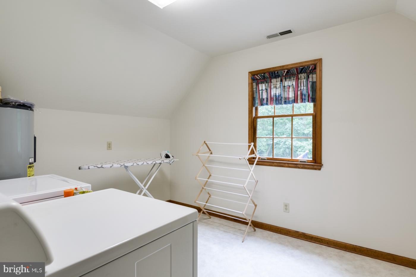 COULBOURNE WOODS - Residential