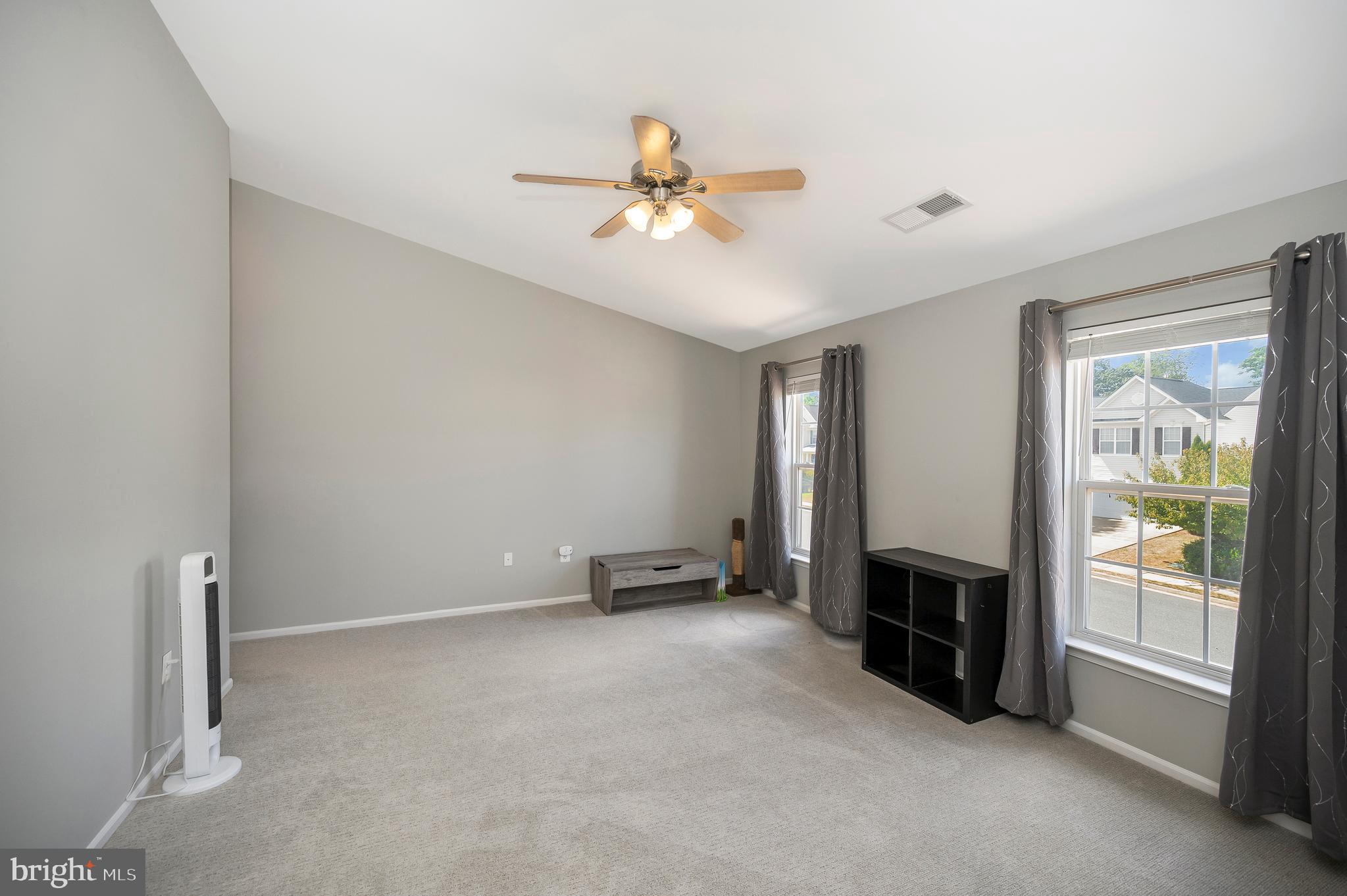 STRATFORD PLACE - Residential