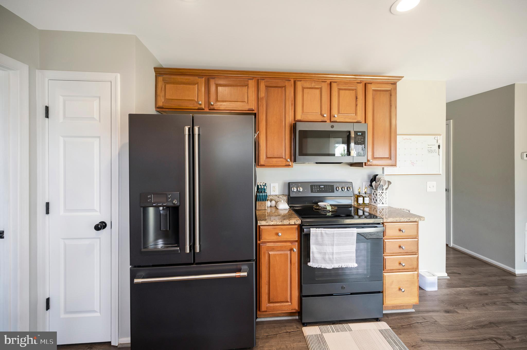 STRATFORD PLACE - Residential