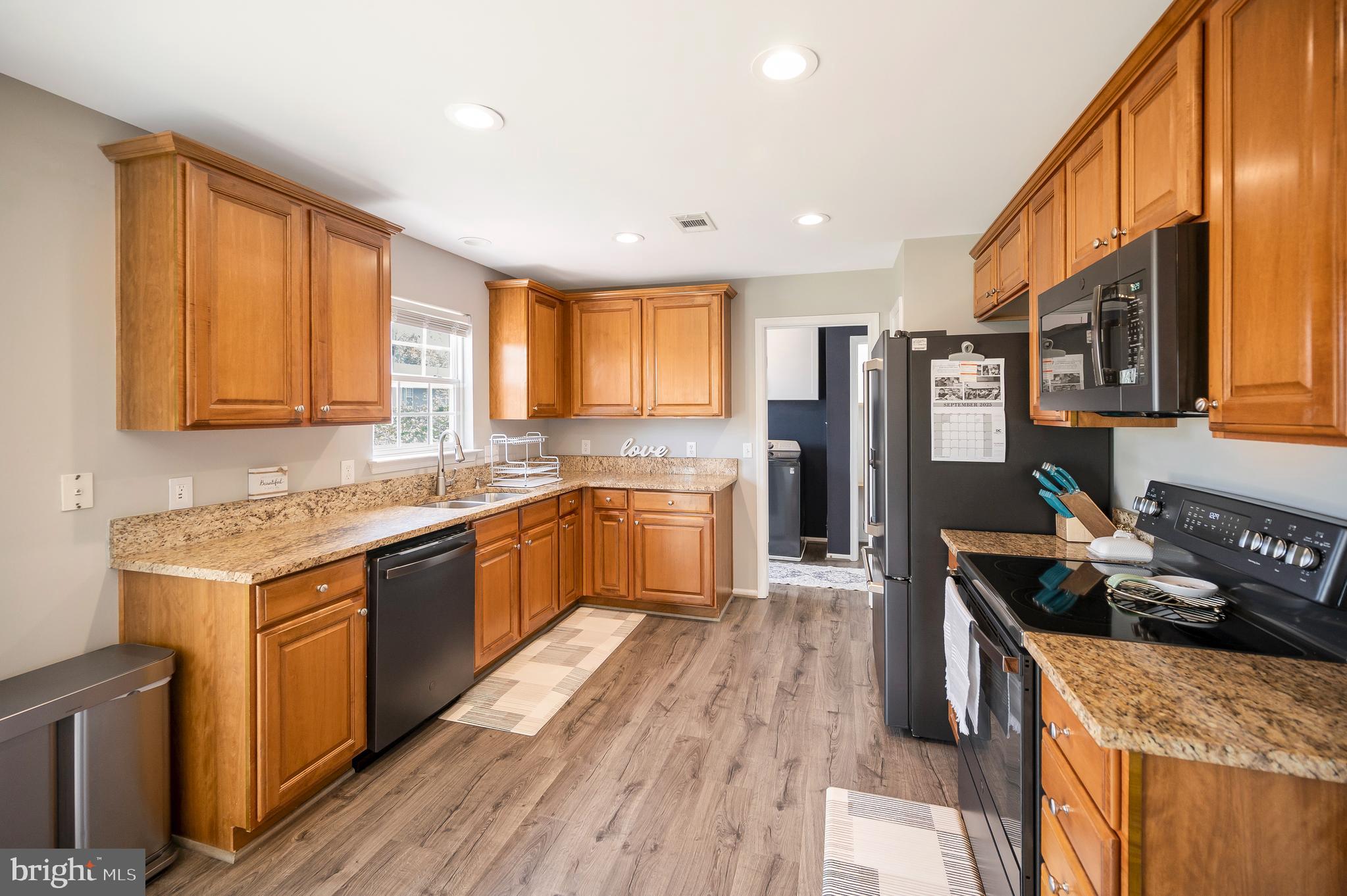 STRATFORD PLACE - Residential