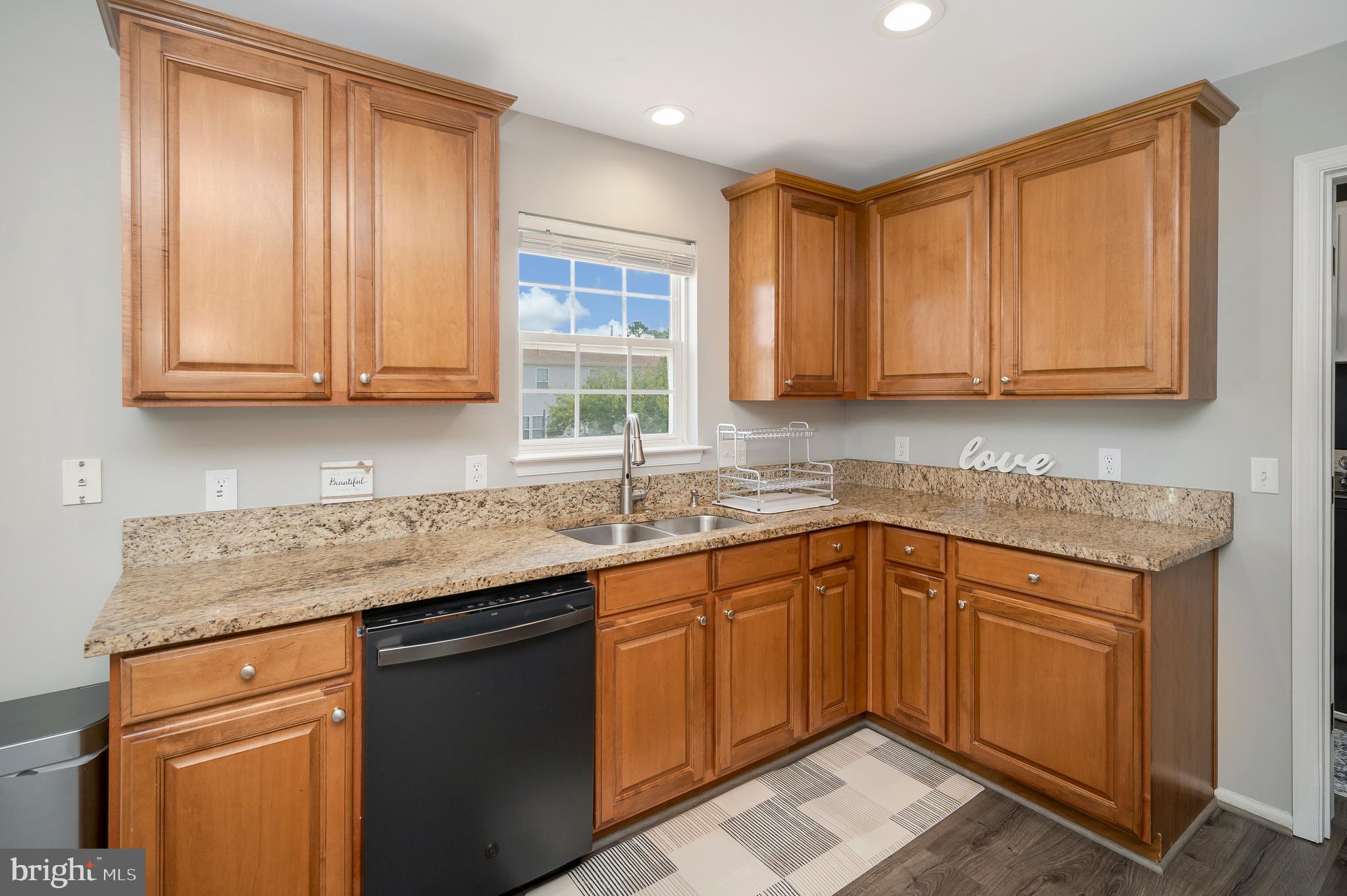 STRATFORD PLACE - Residential