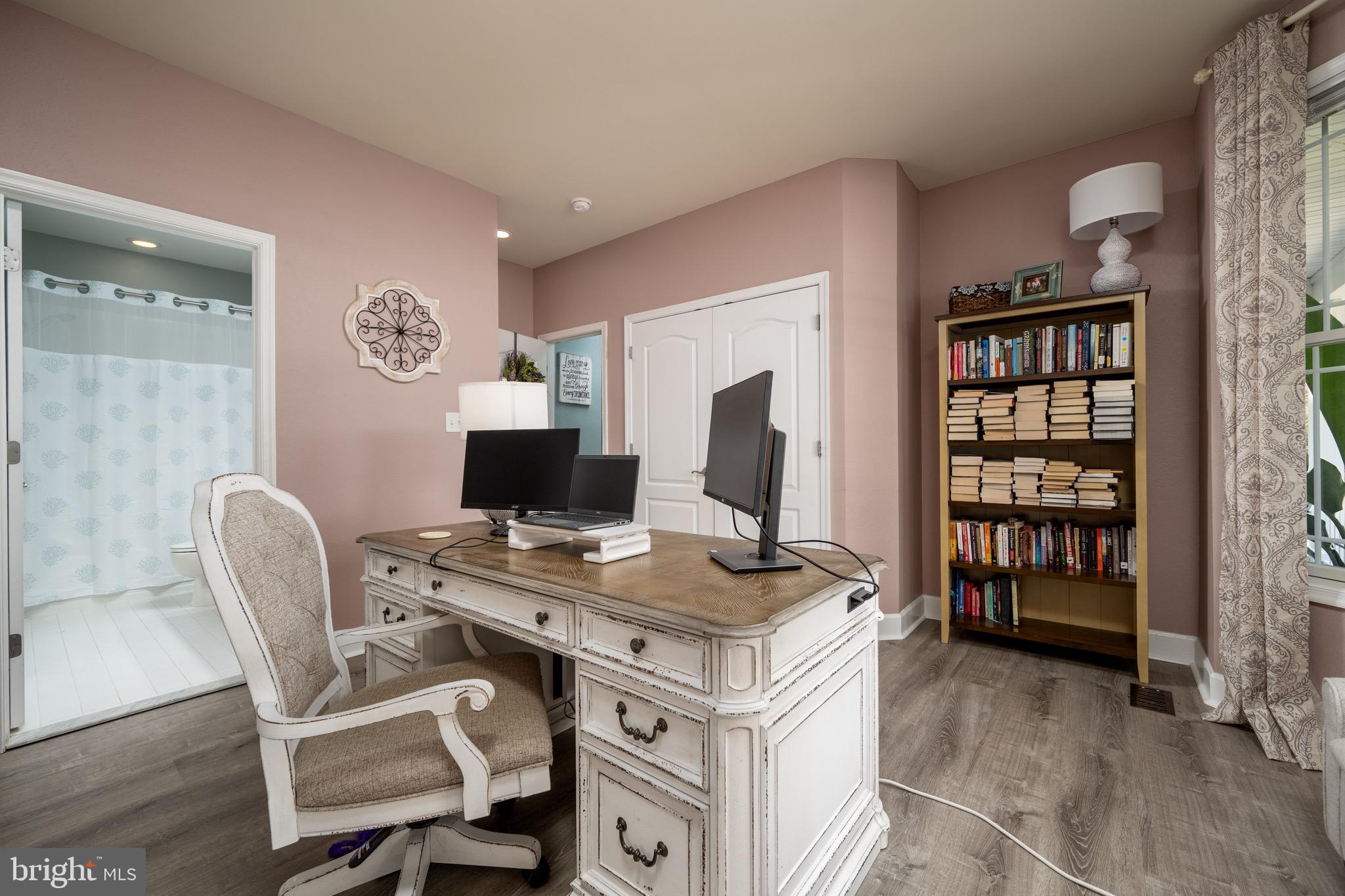 GLEN RIDDLE - Residential