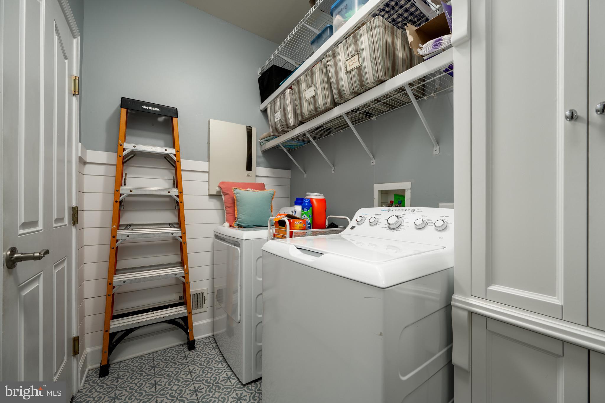 GLEN RIDDLE - Residential