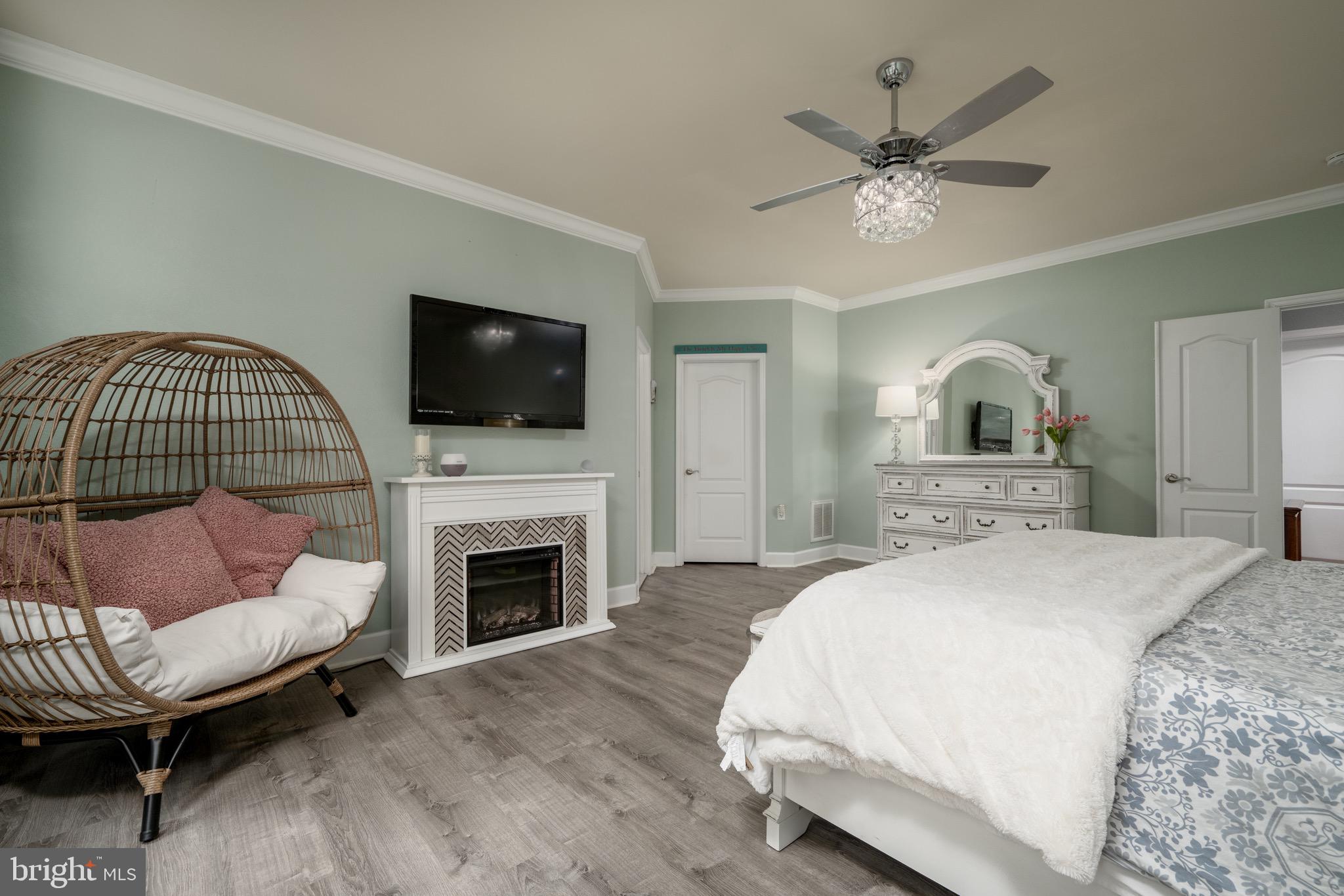 GLEN RIDDLE - Residential