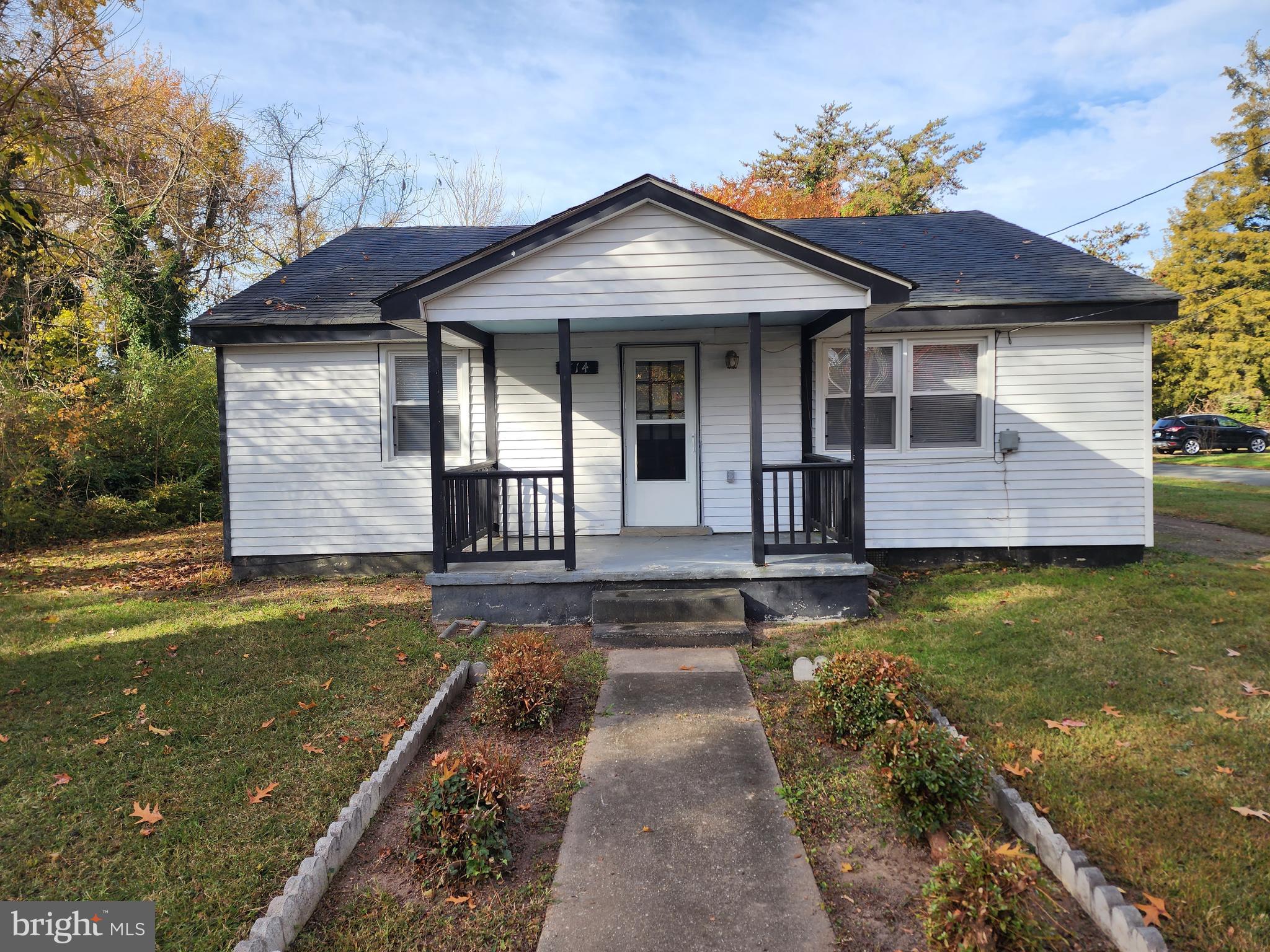 TOWN OF COLONIAL BEACH - Residential Lease