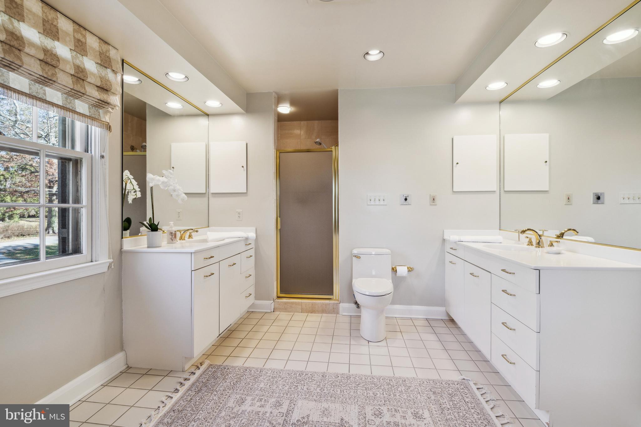 RUXTON AREA - Residential