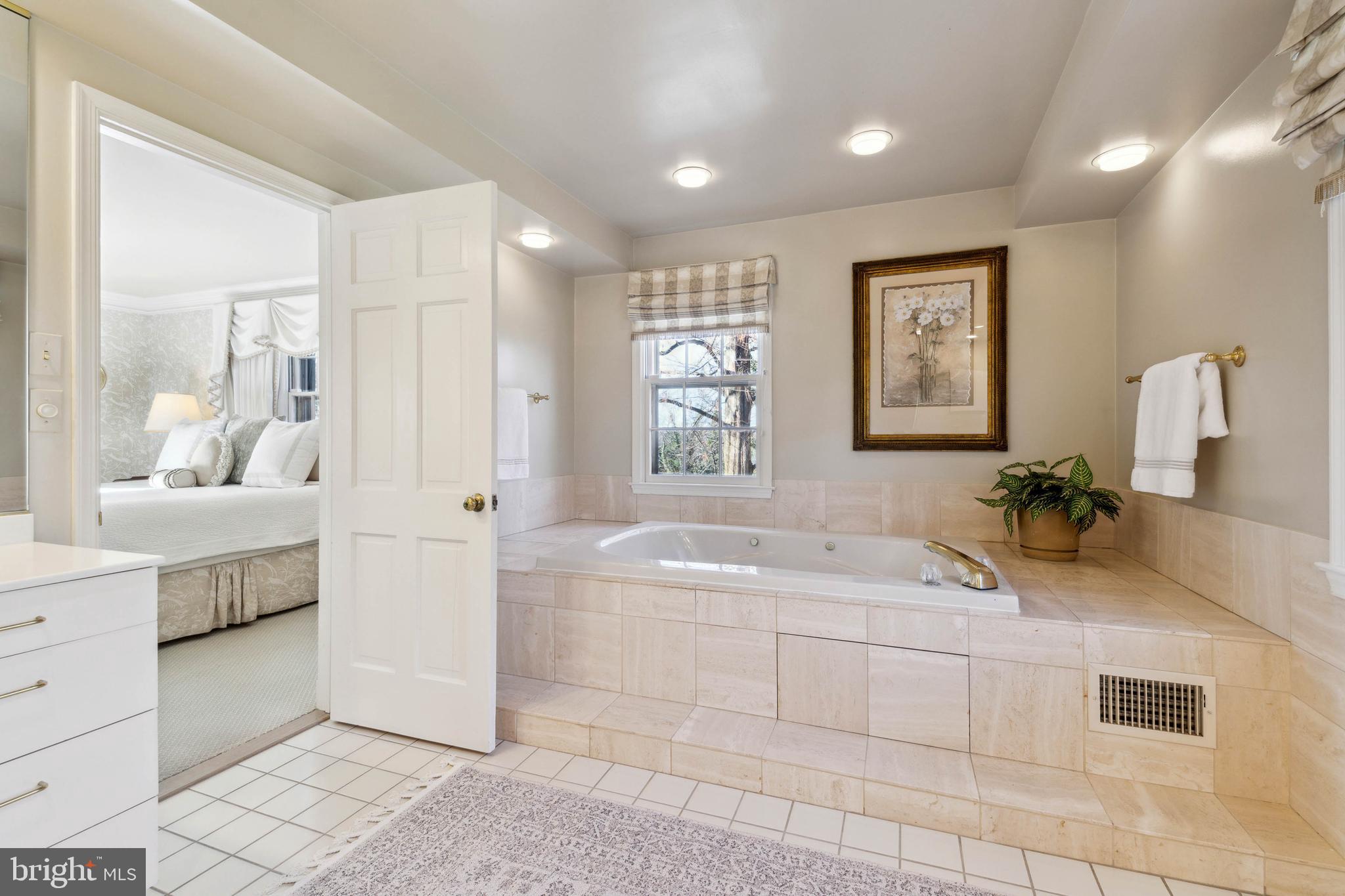 RUXTON AREA - Residential