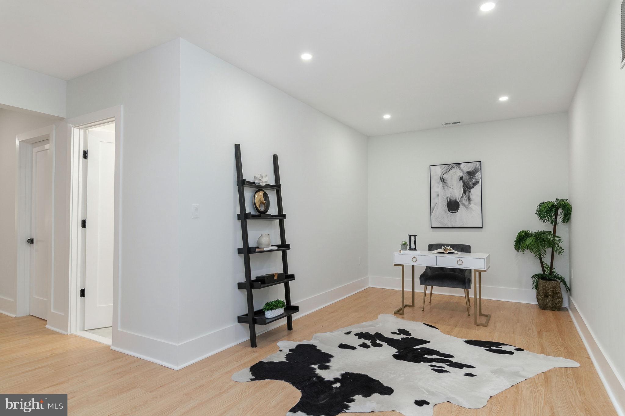 BEL AIR - Residential