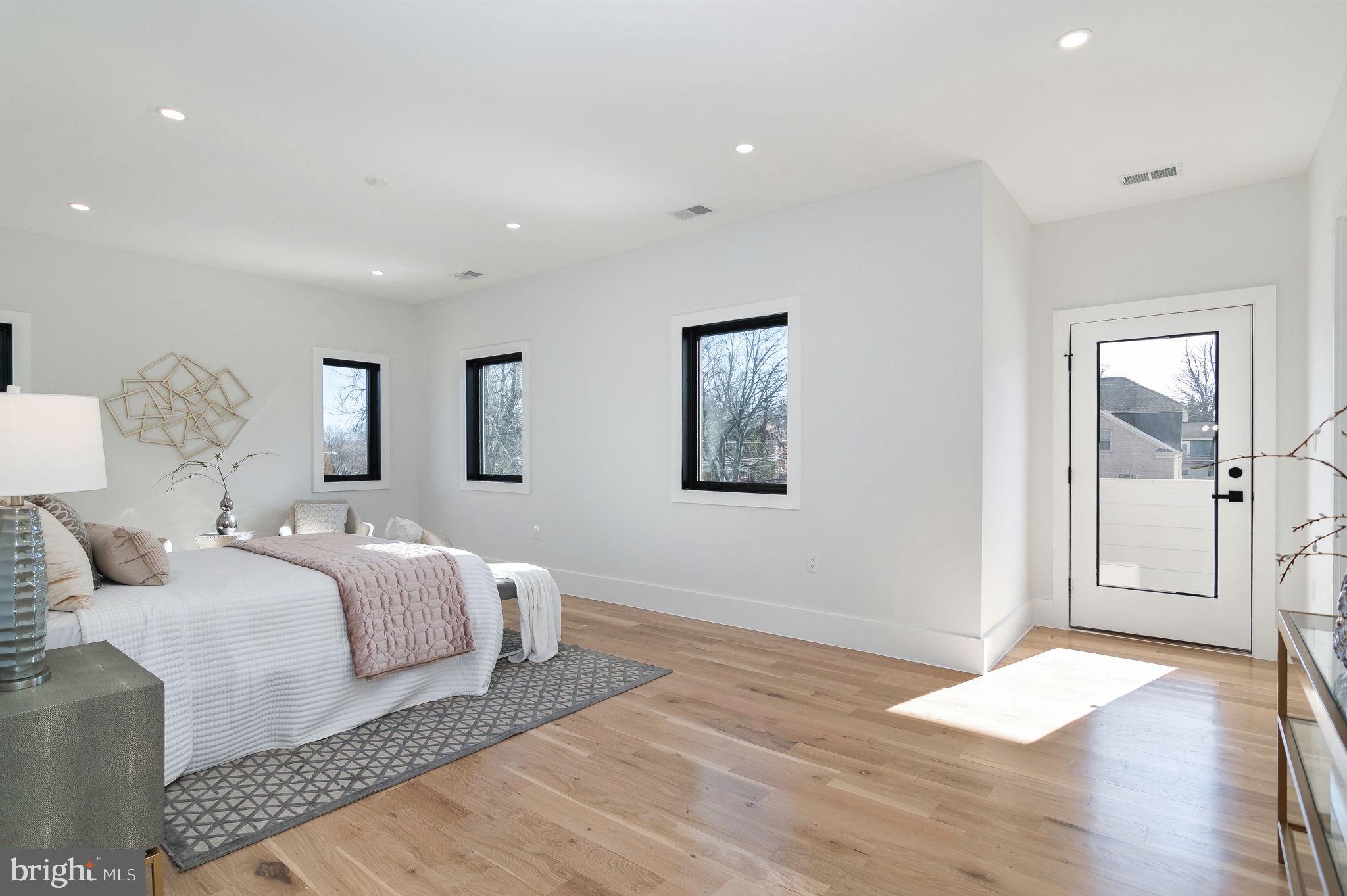 BEL AIR - Residential