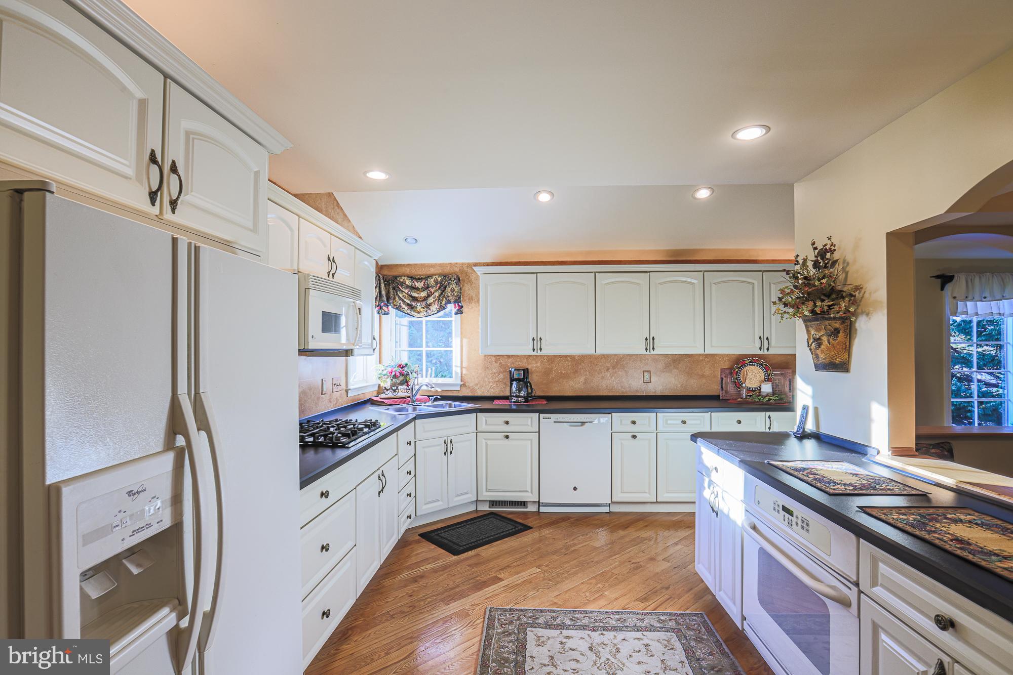 HUNT RIDGE - Residential