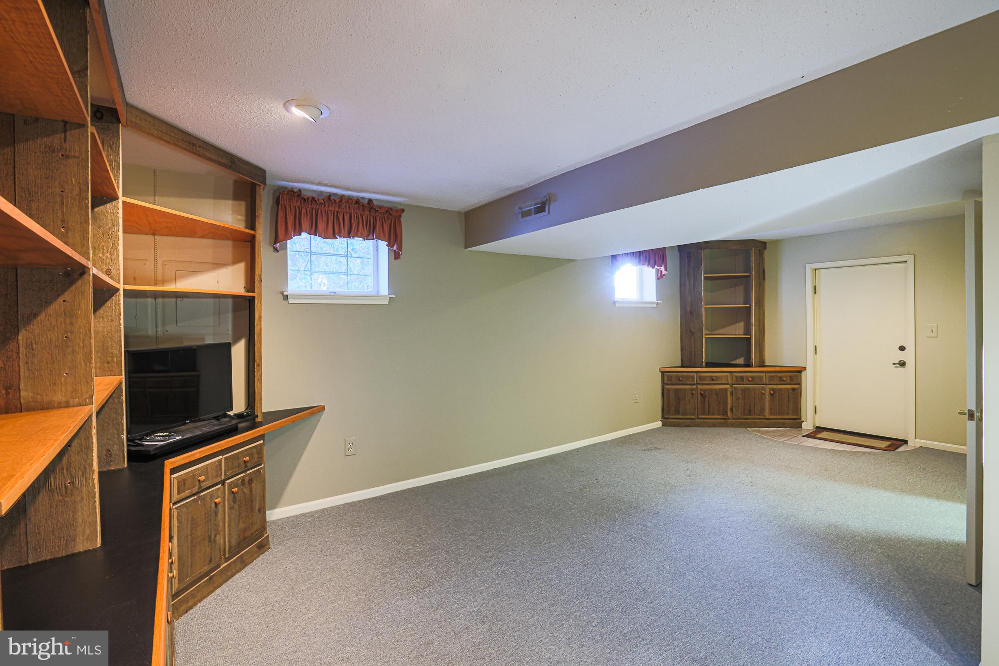 HUNT RIDGE - Residential