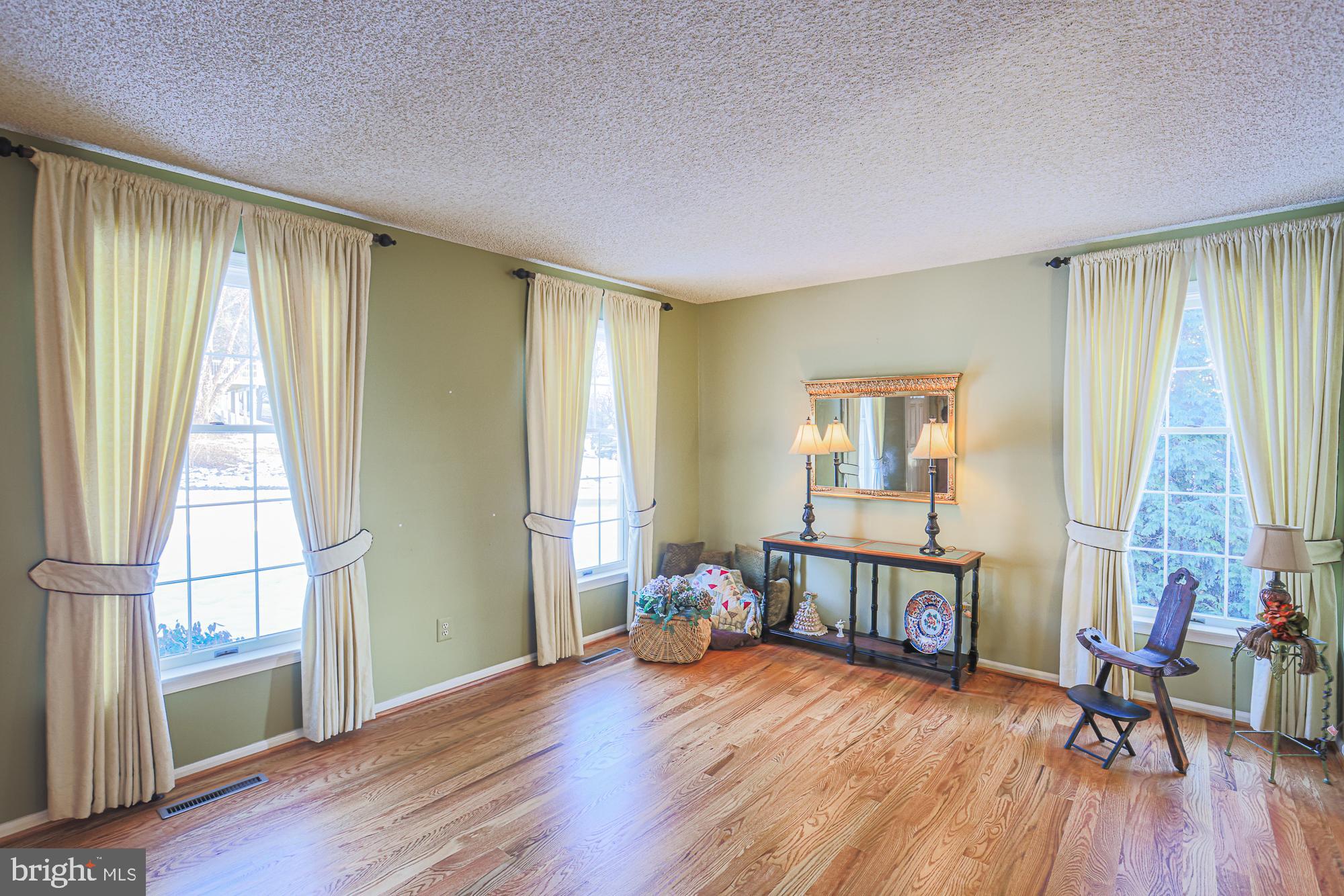 HUNT RIDGE - Residential