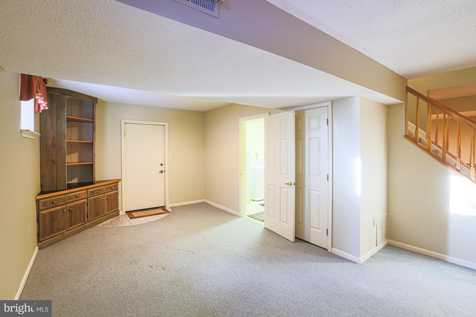 HUNT RIDGE - Residential