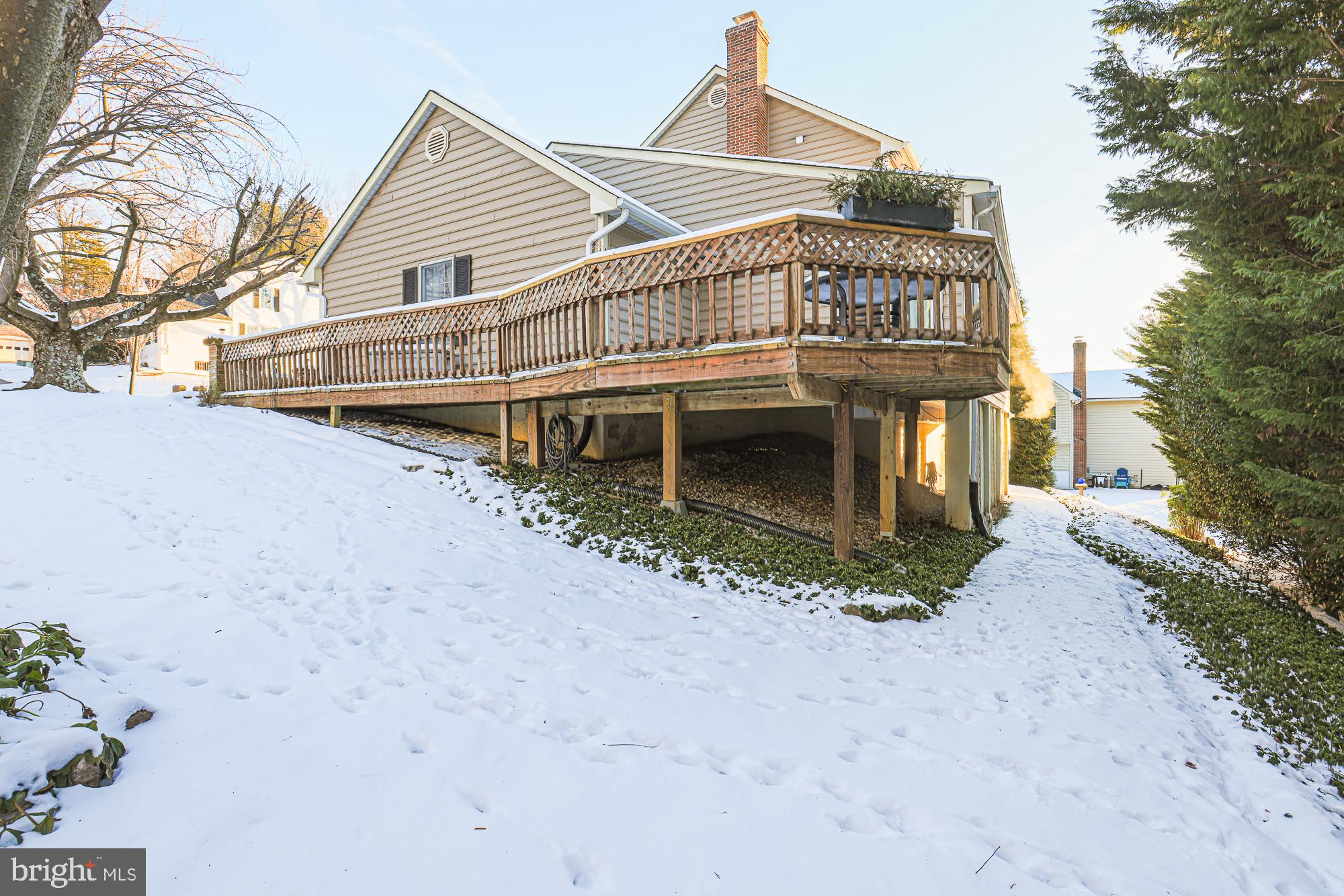 HUNT RIDGE - Residential