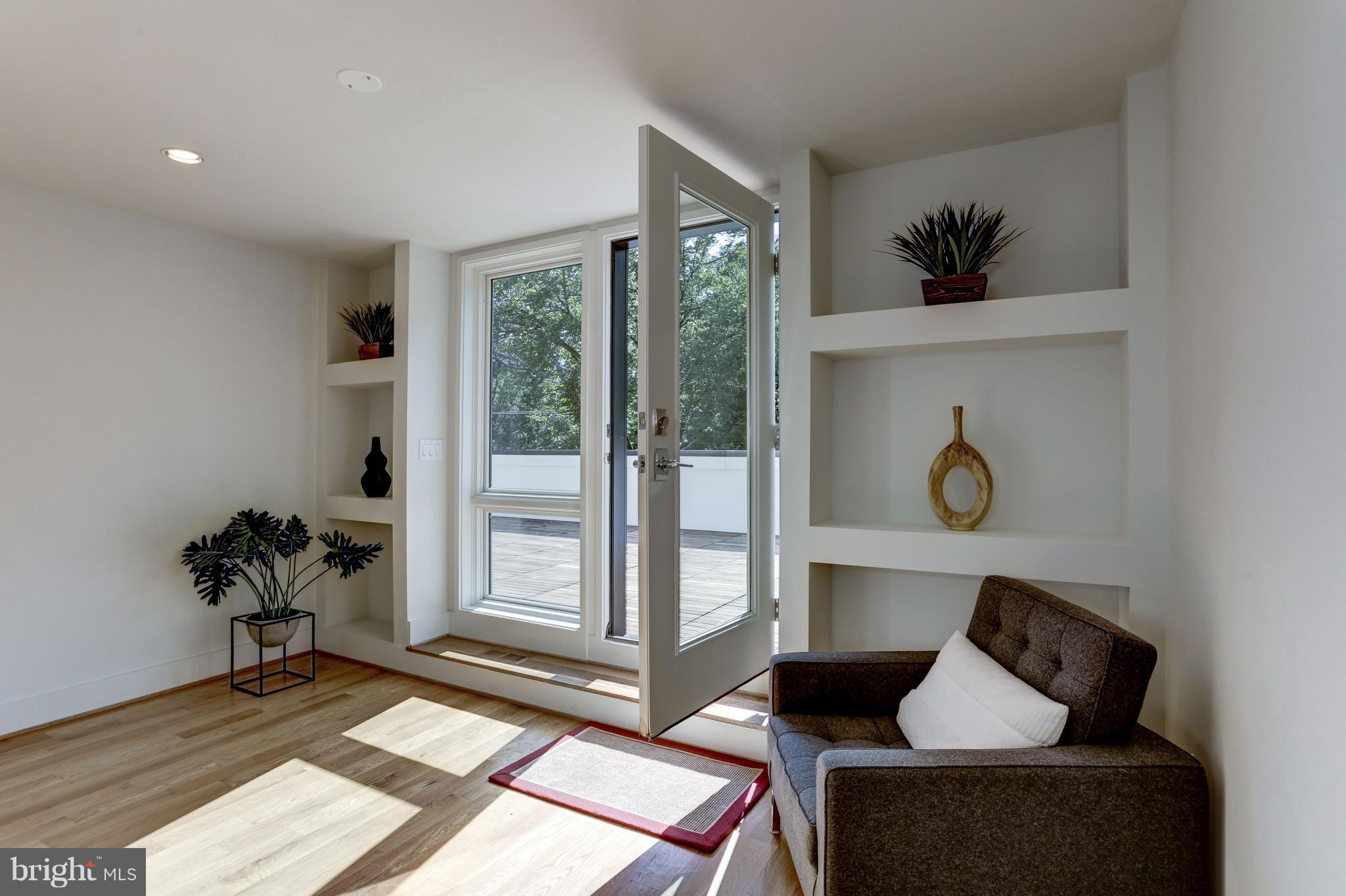 GLEN ECHO HEIGHTS - Residential