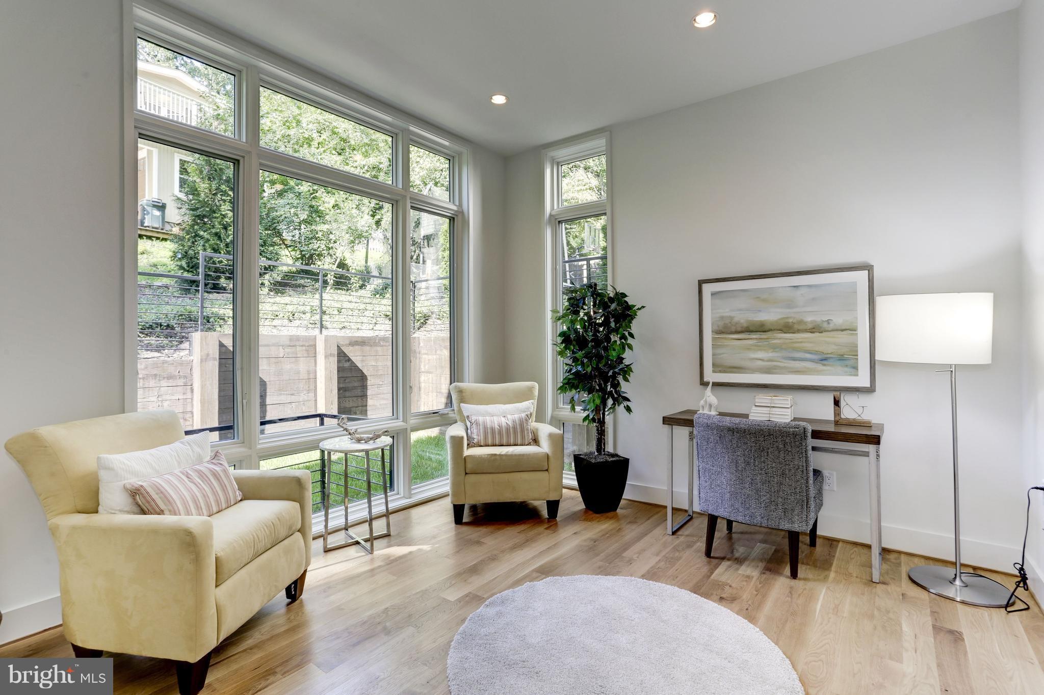 GLEN ECHO HEIGHTS - Residential