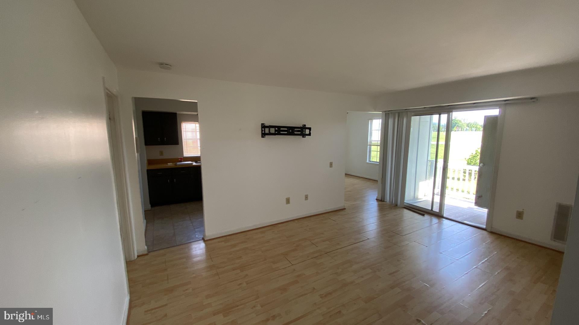 1403 KEY PARKWAY 201