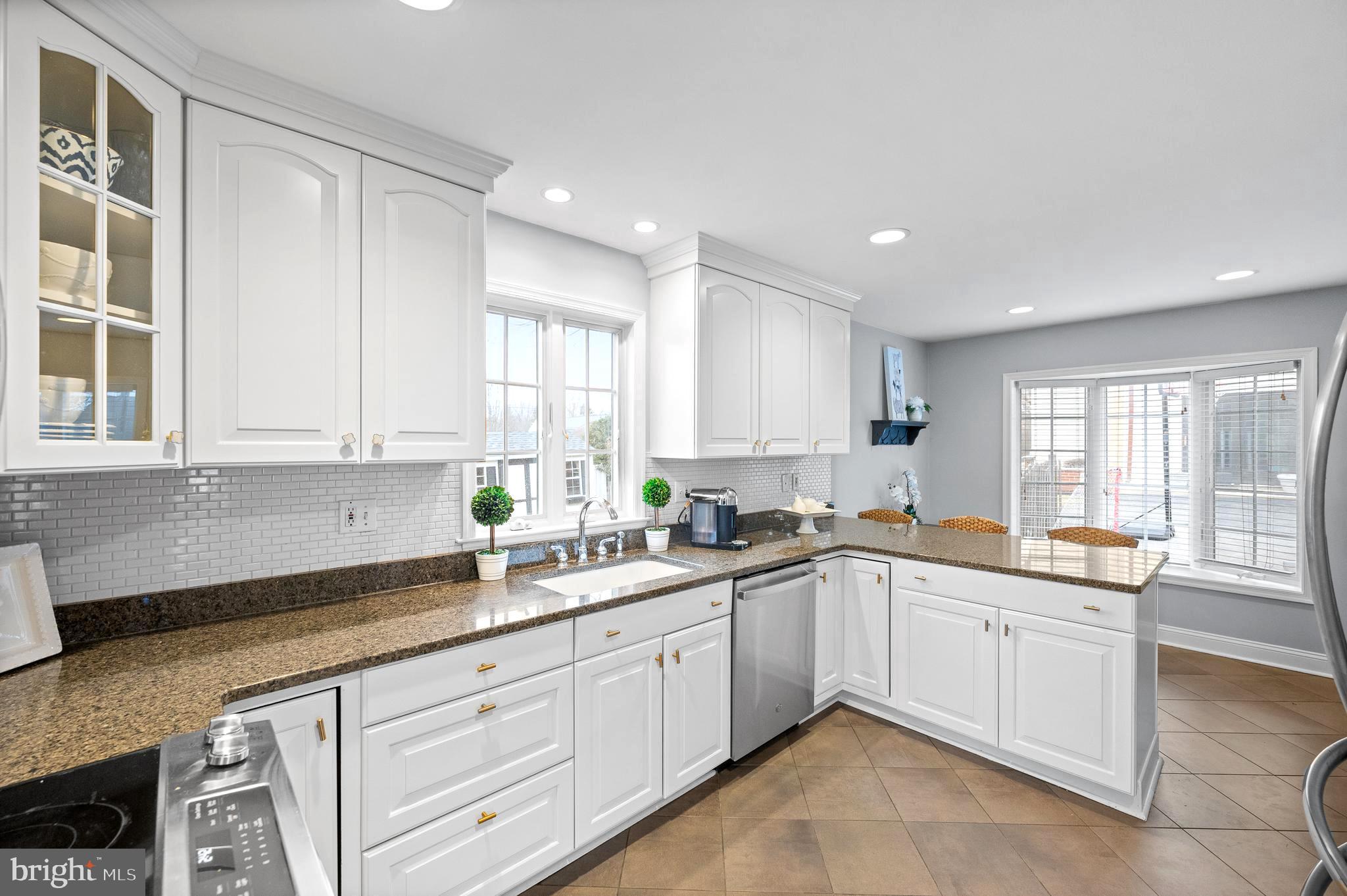 CONESTOGA VILLAGE - Residential