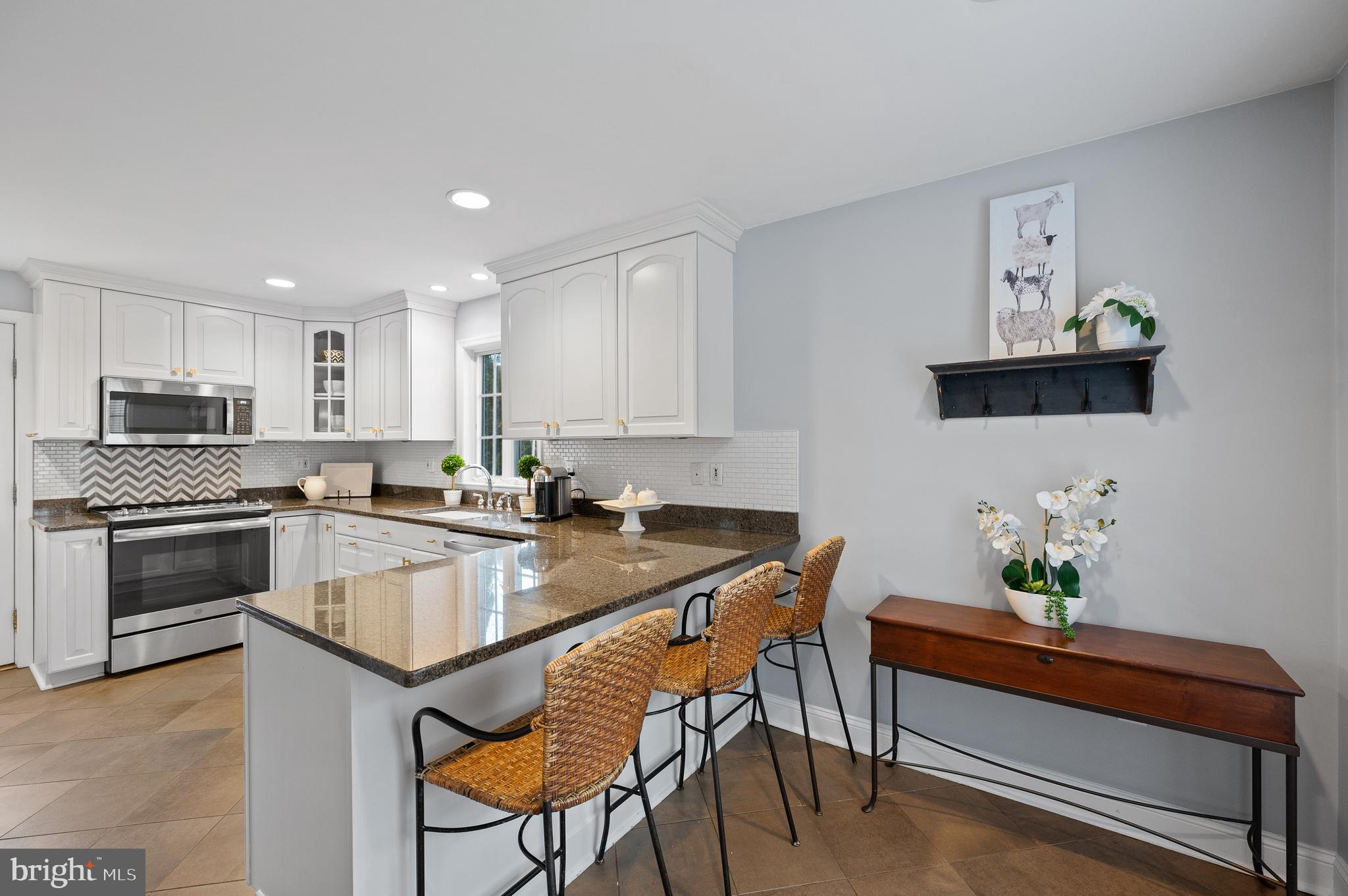 CONESTOGA VILLAGE - Residential