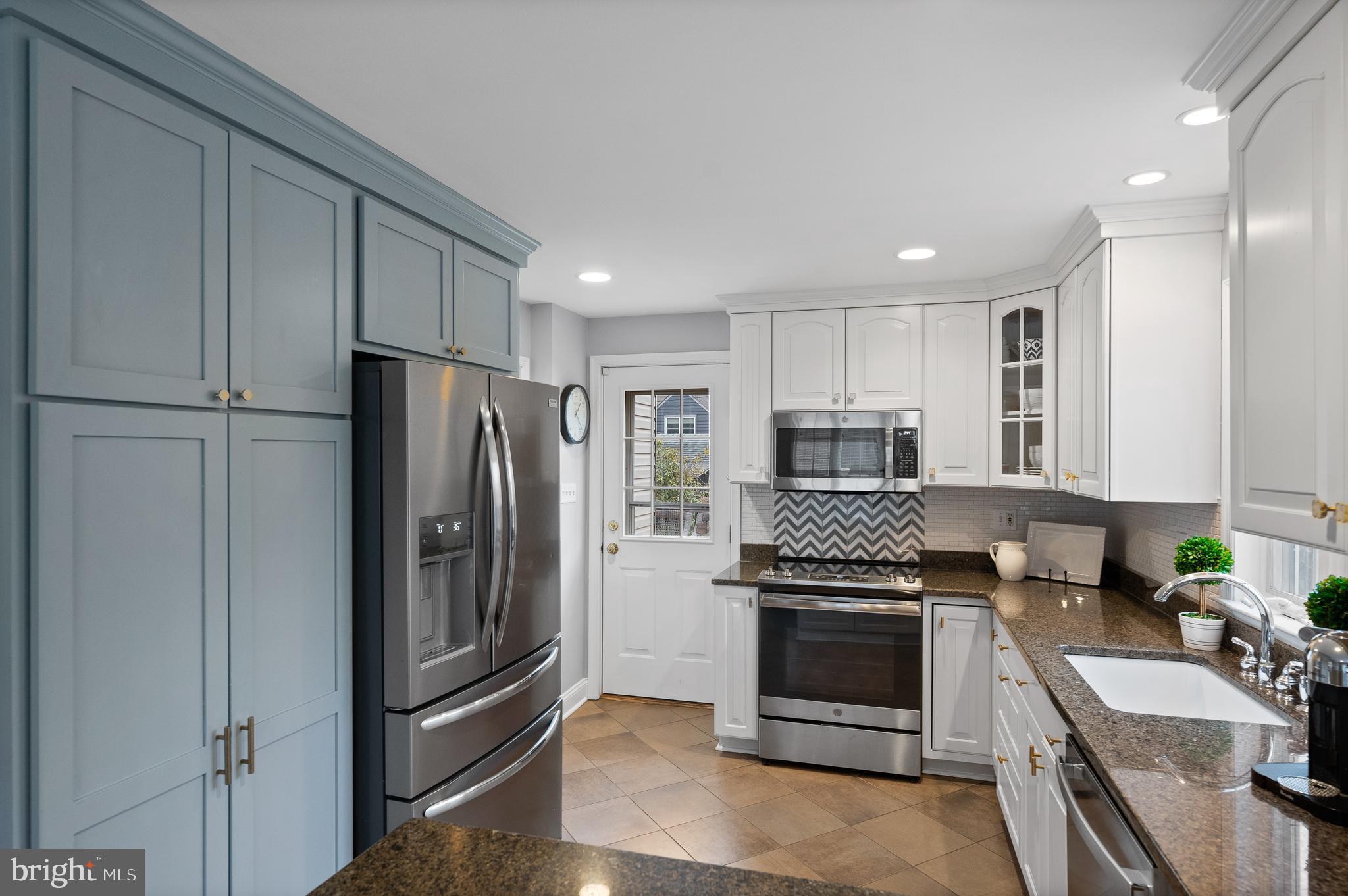 CONESTOGA VILLAGE - Residential