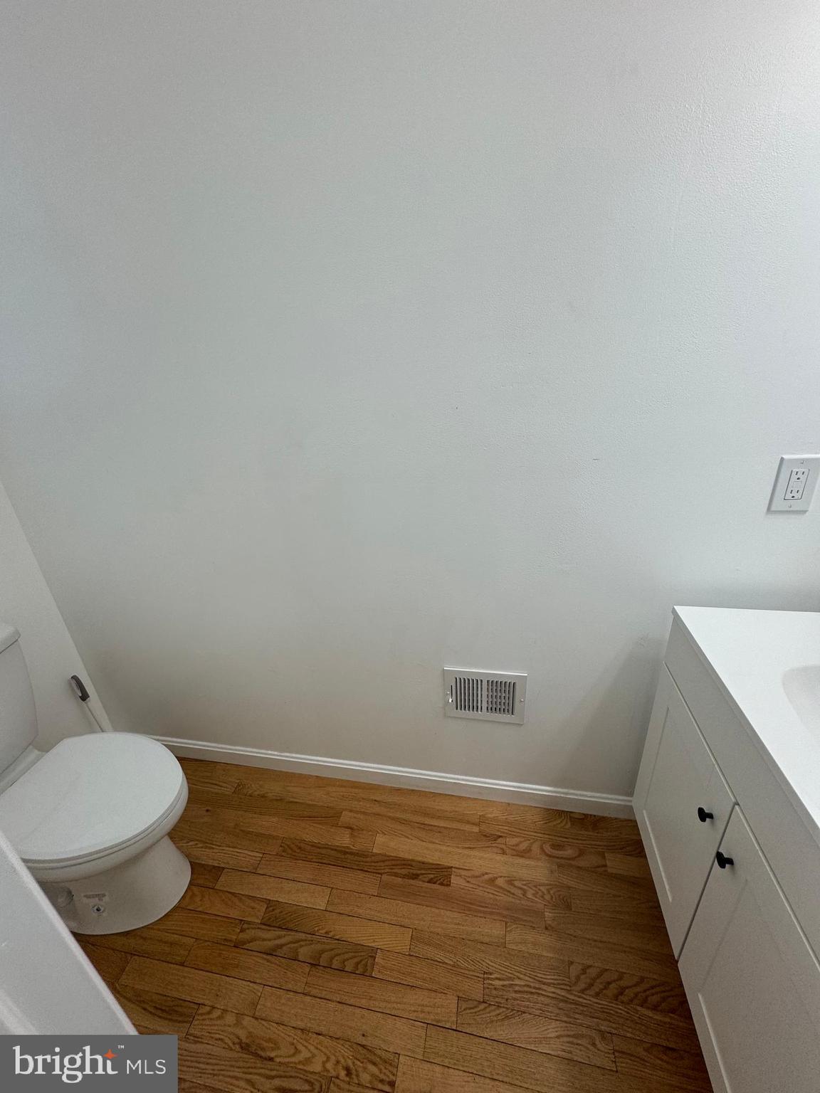 COLD SPRING NEWTOWN - Residential Lease
