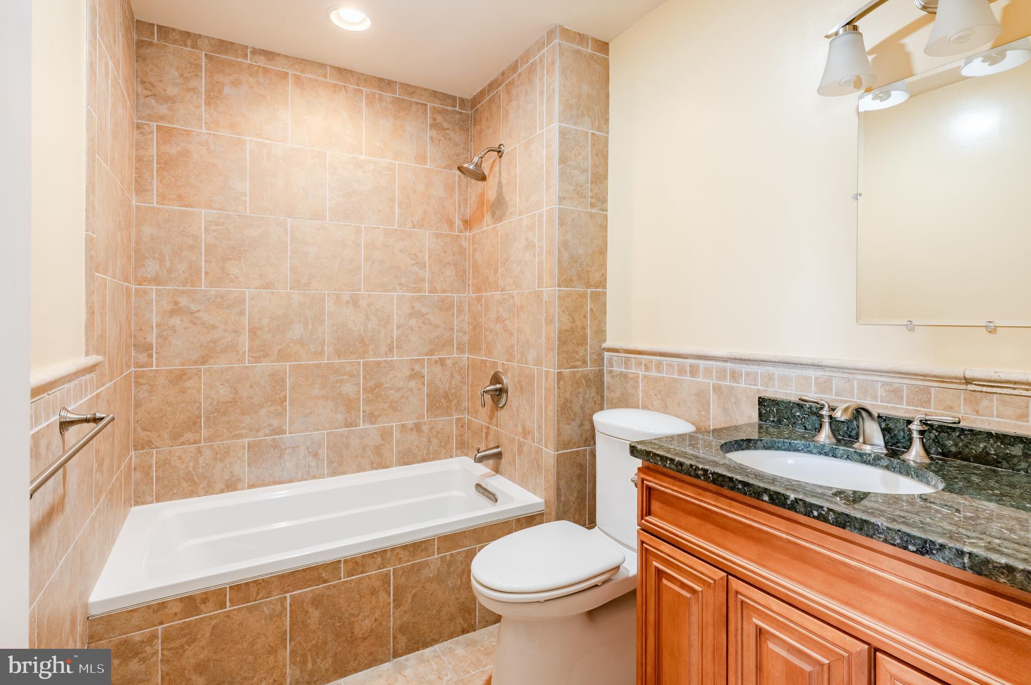 TANNERIE WOODS - Residential