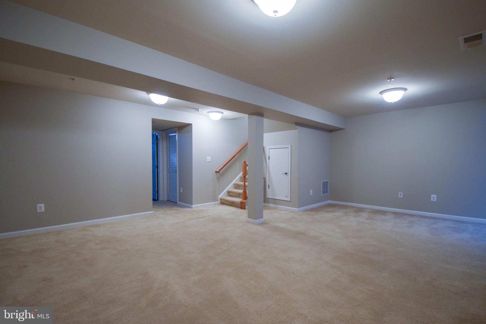 MONMOUTH MEADOWS - Residential