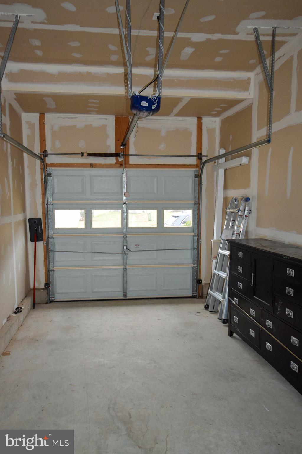 MONMOUTH MEADOWS - Residential