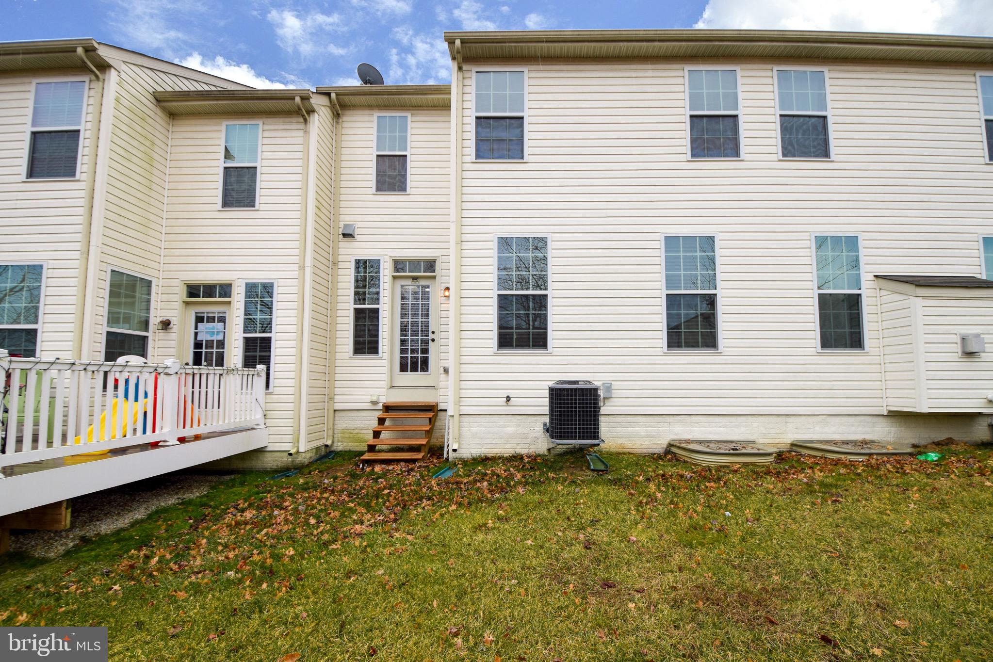 MONMOUTH MEADOWS - Residential