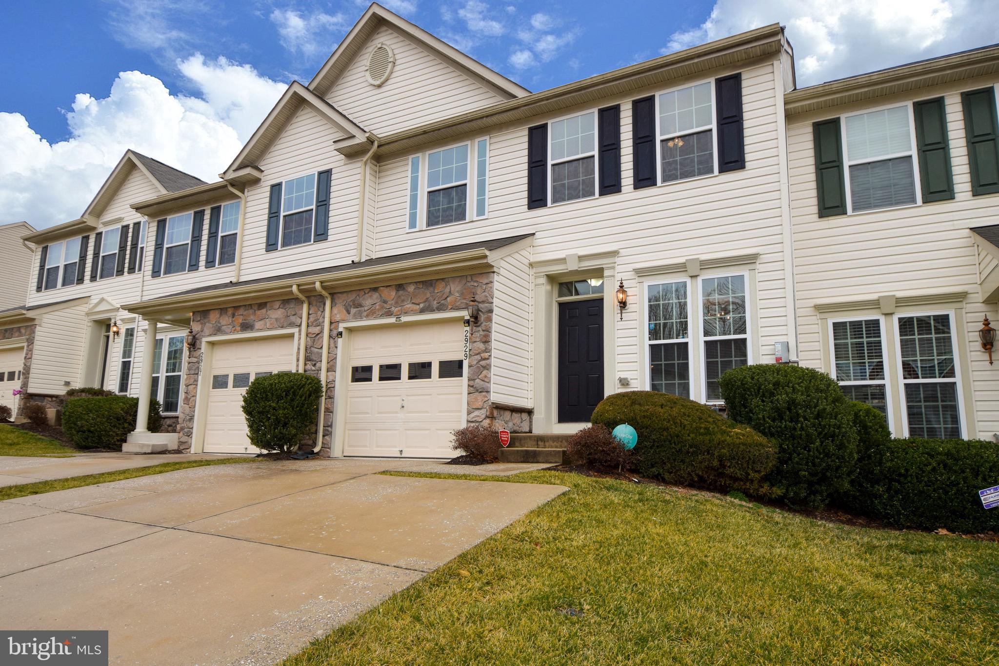 MONMOUTH MEADOWS - Residential