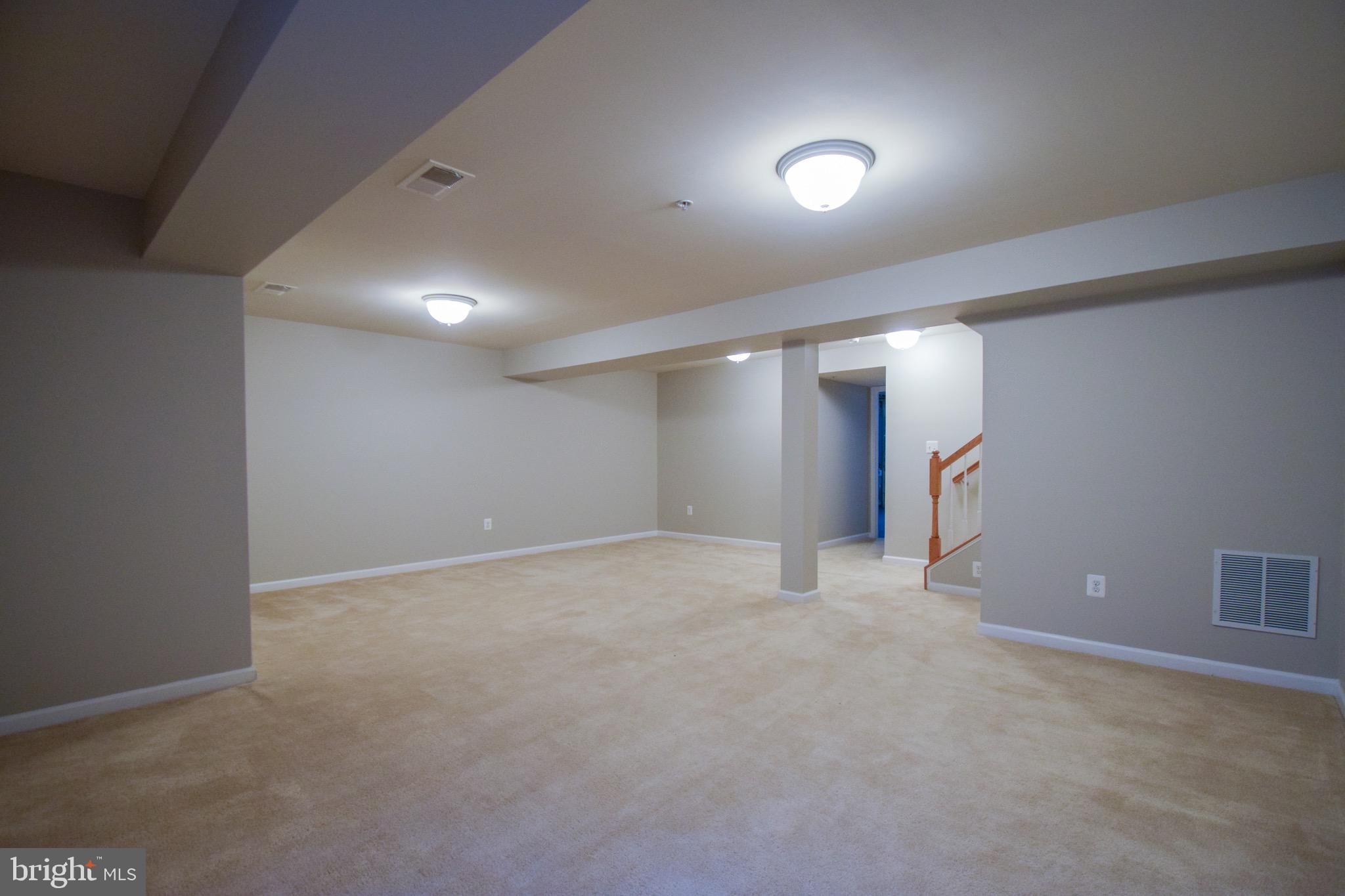 MONMOUTH MEADOWS - Residential