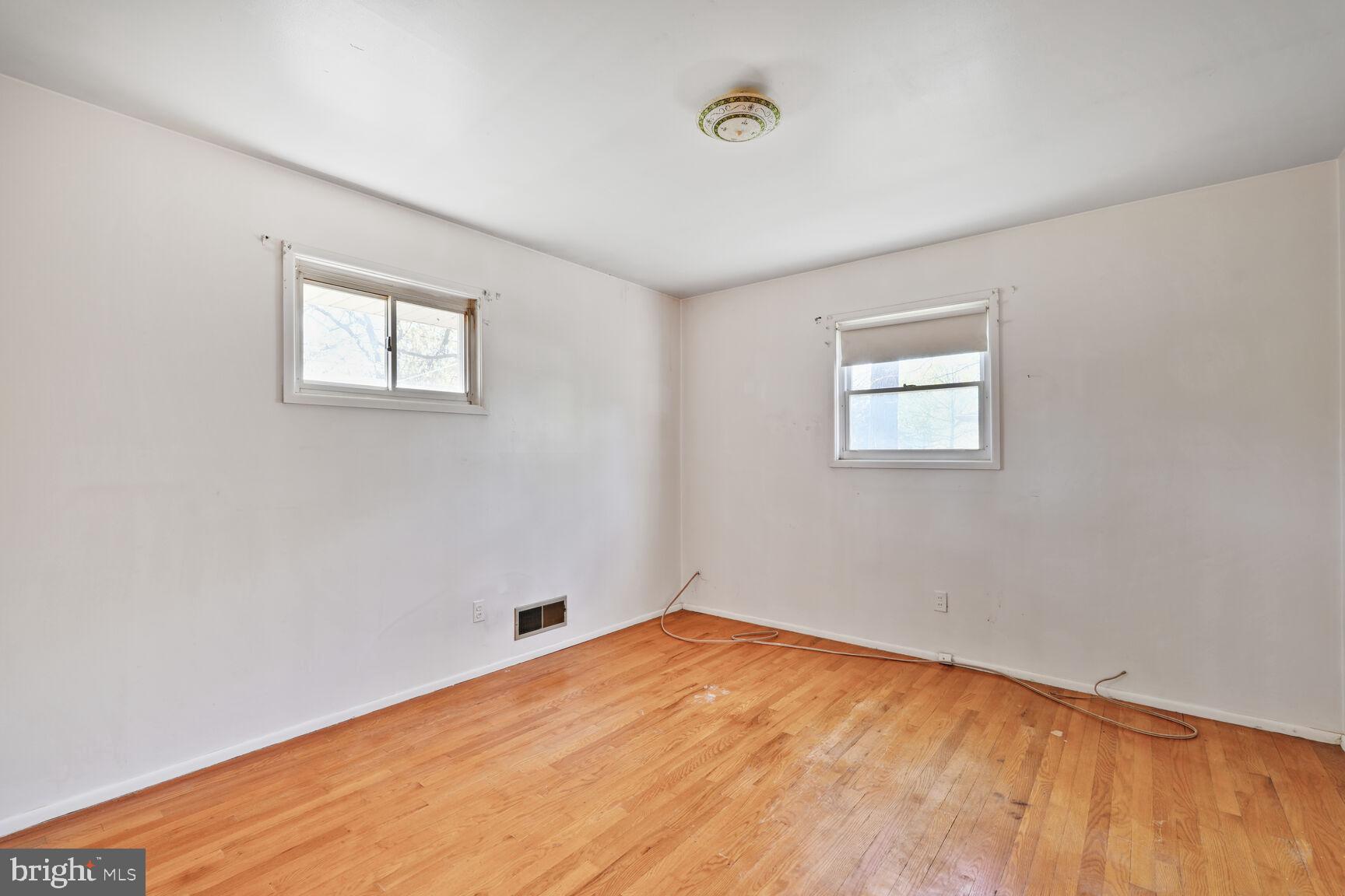 SPRINGFIELD FOREST - Residential