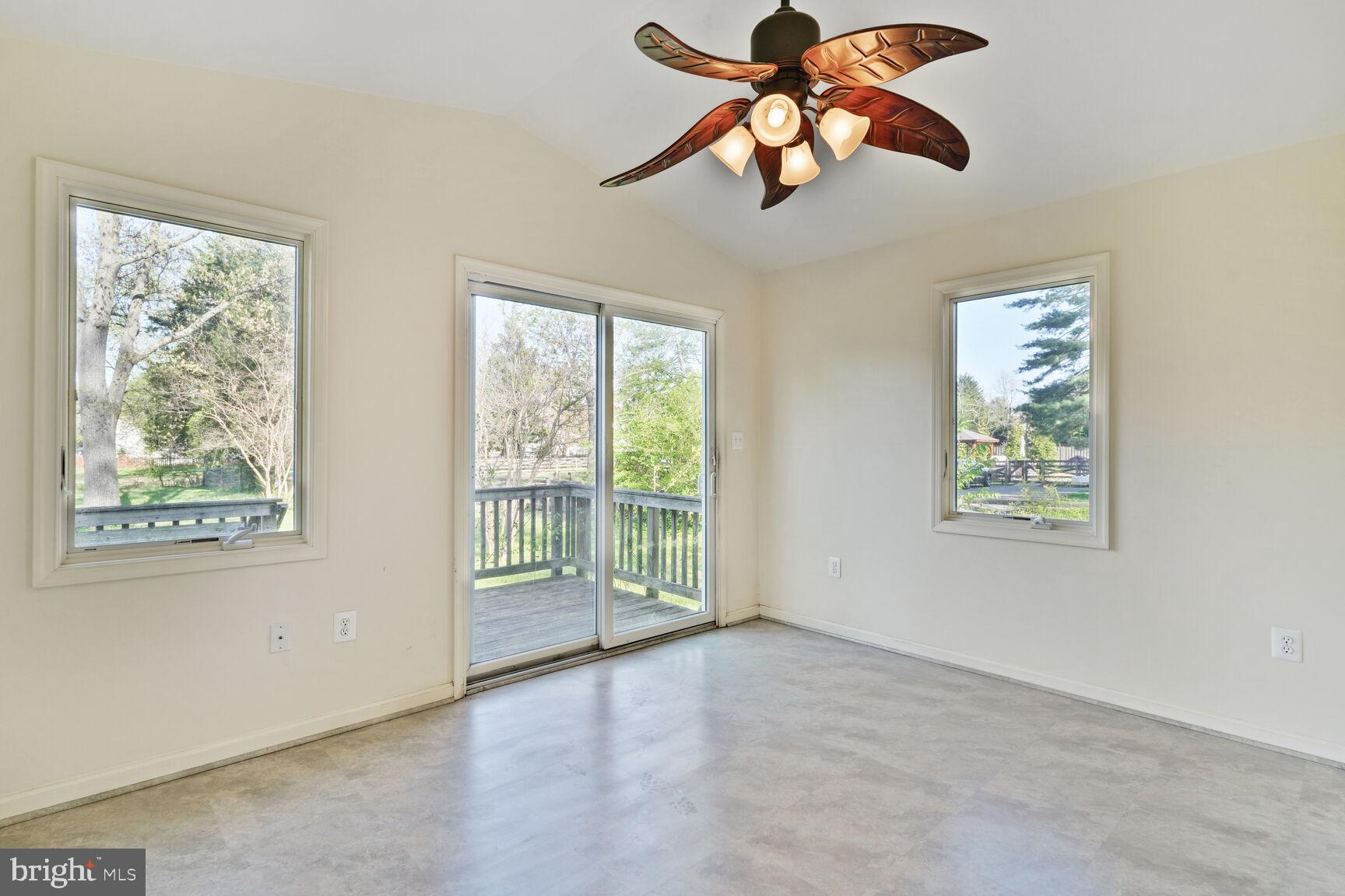 SPRINGFIELD FOREST - Residential