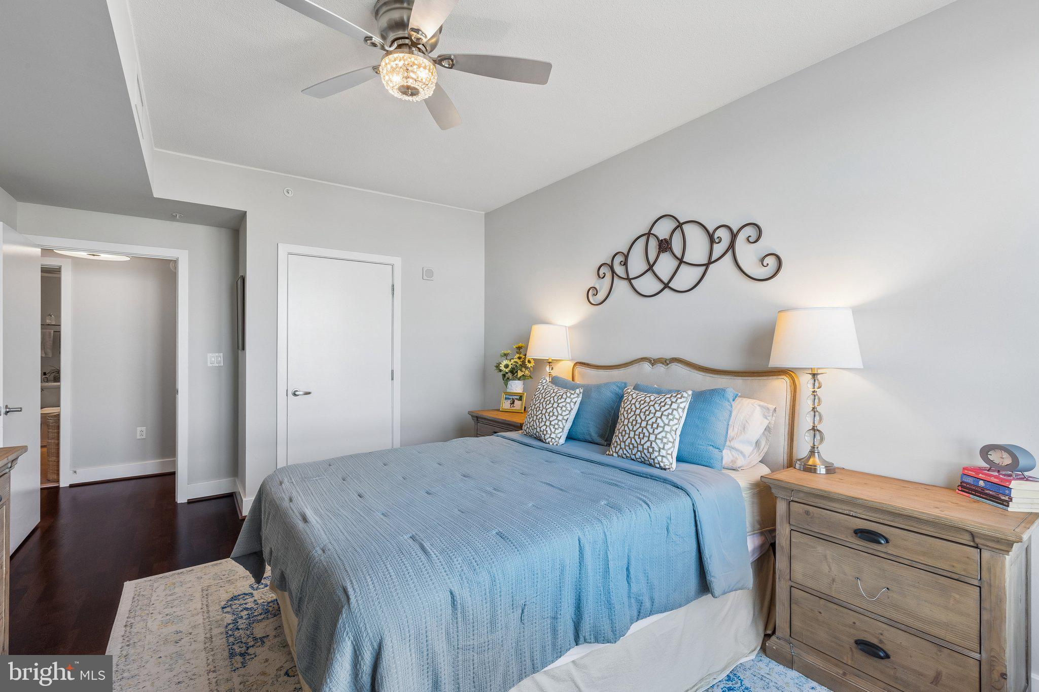DOCKSIDE CONDOMINIUM - Residential