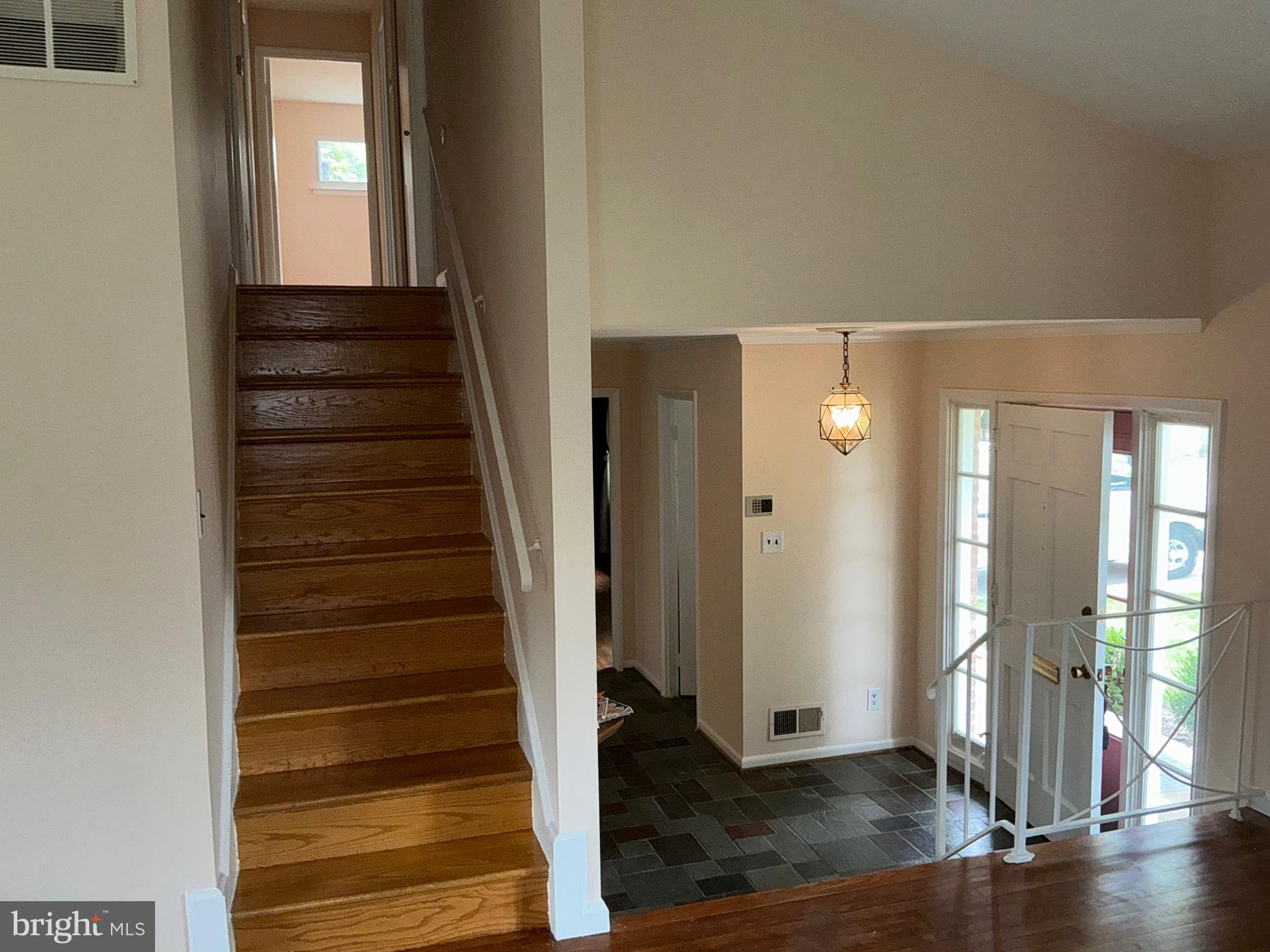 KEMP MILL ESTATES - Residential Lease