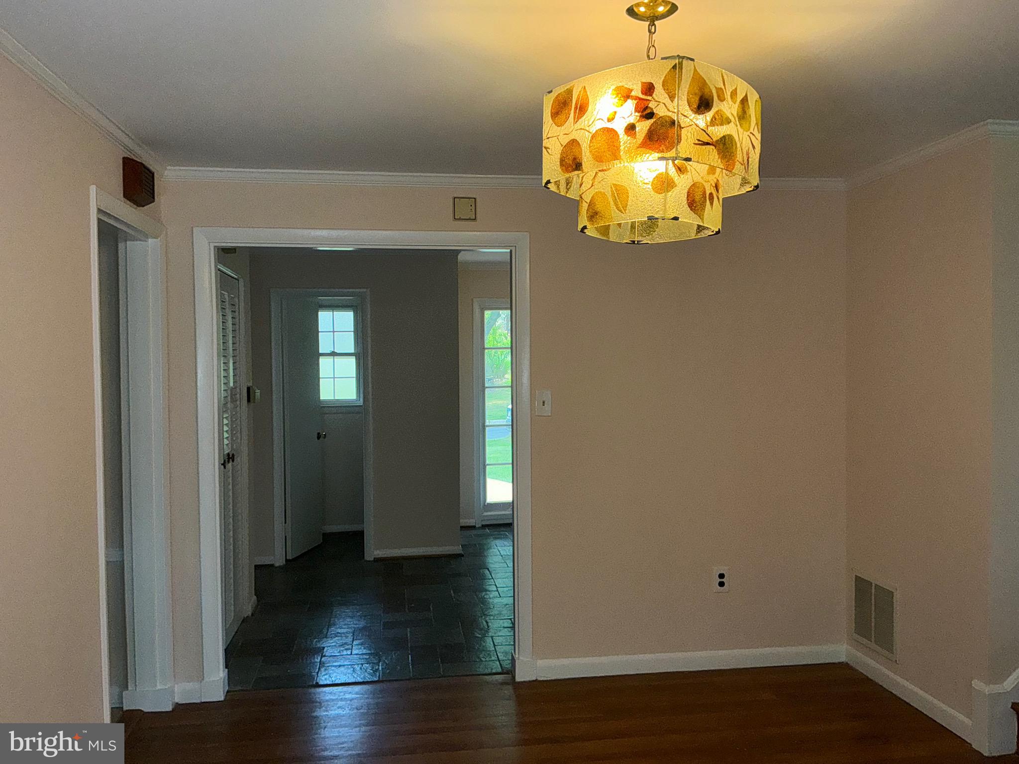 KEMP MILL ESTATES - Residential Lease