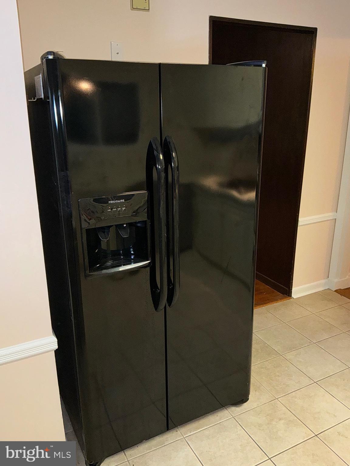 KEMP MILL ESTATES - Residential Lease