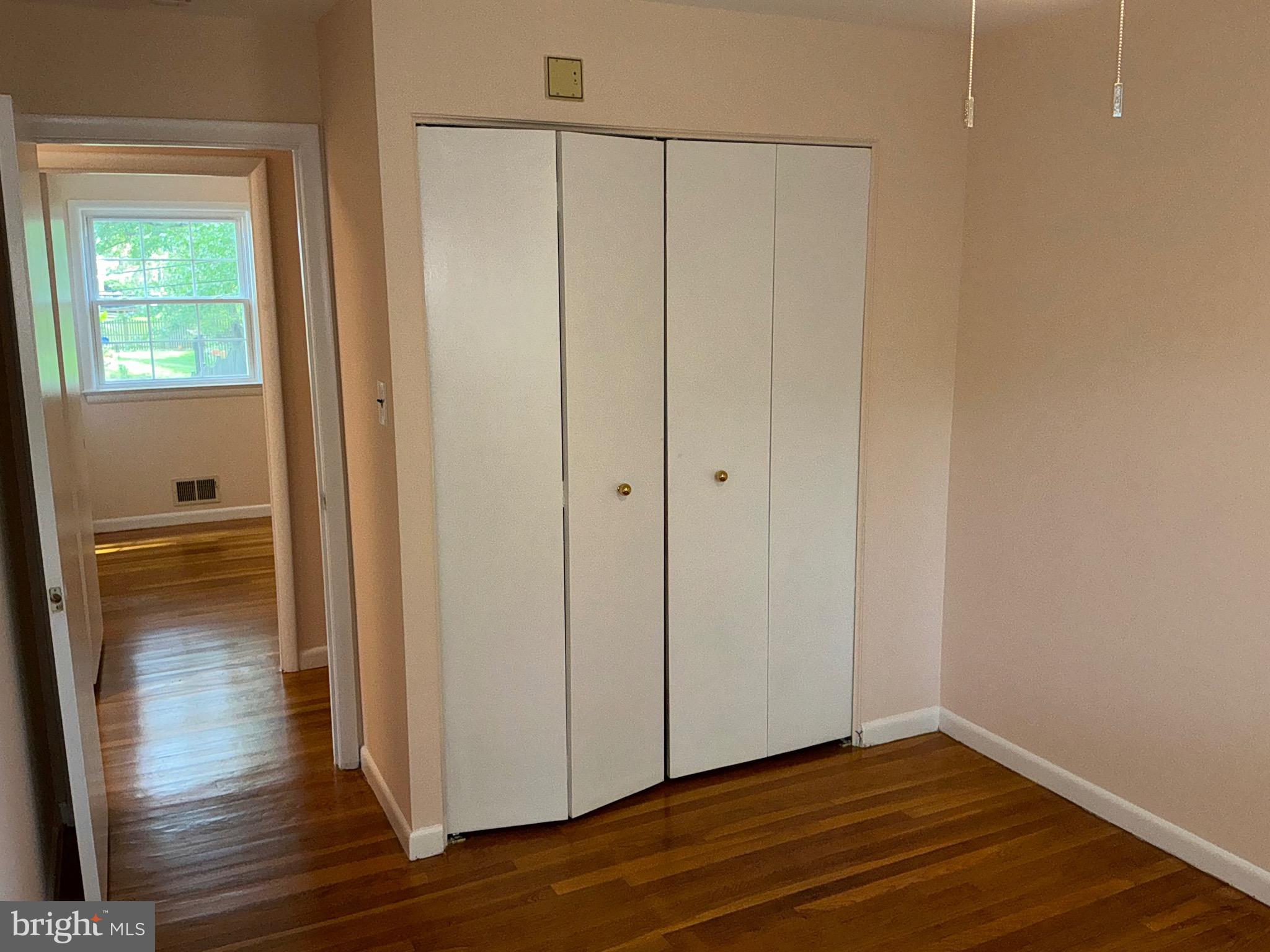 KEMP MILL ESTATES - Residential Lease