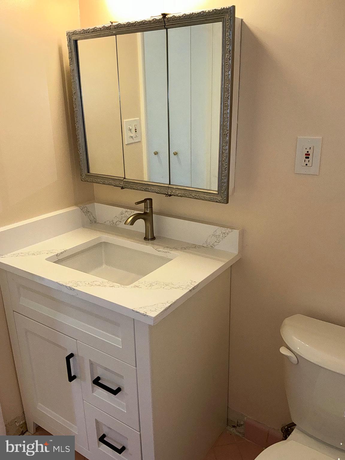 KEMP MILL ESTATES - Residential Lease