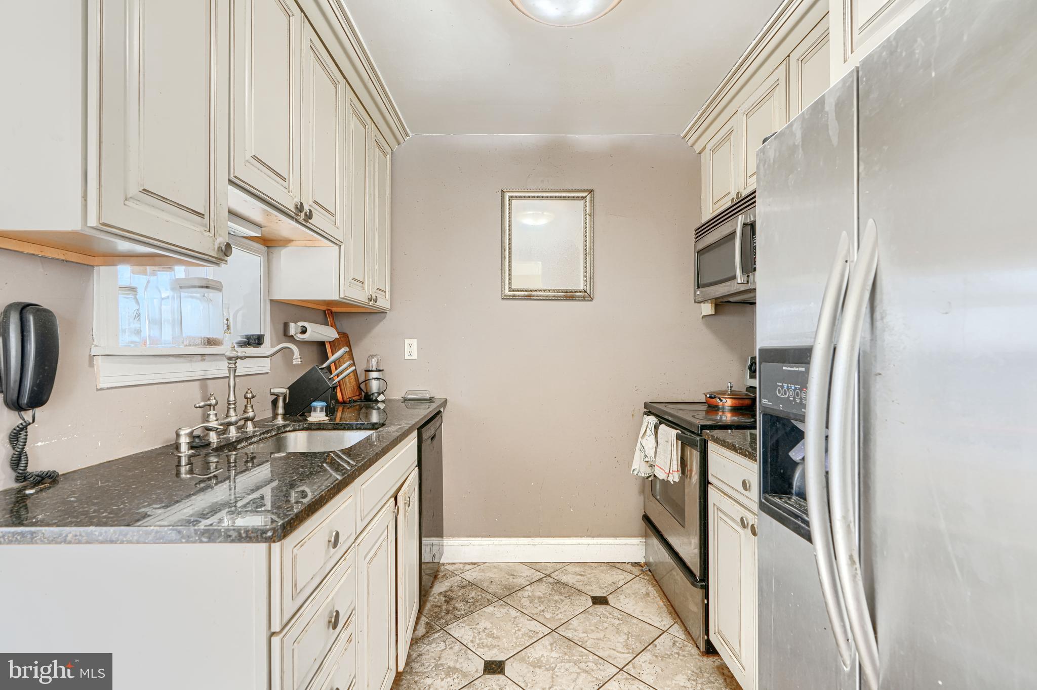 KNOLLBROOK - Residential