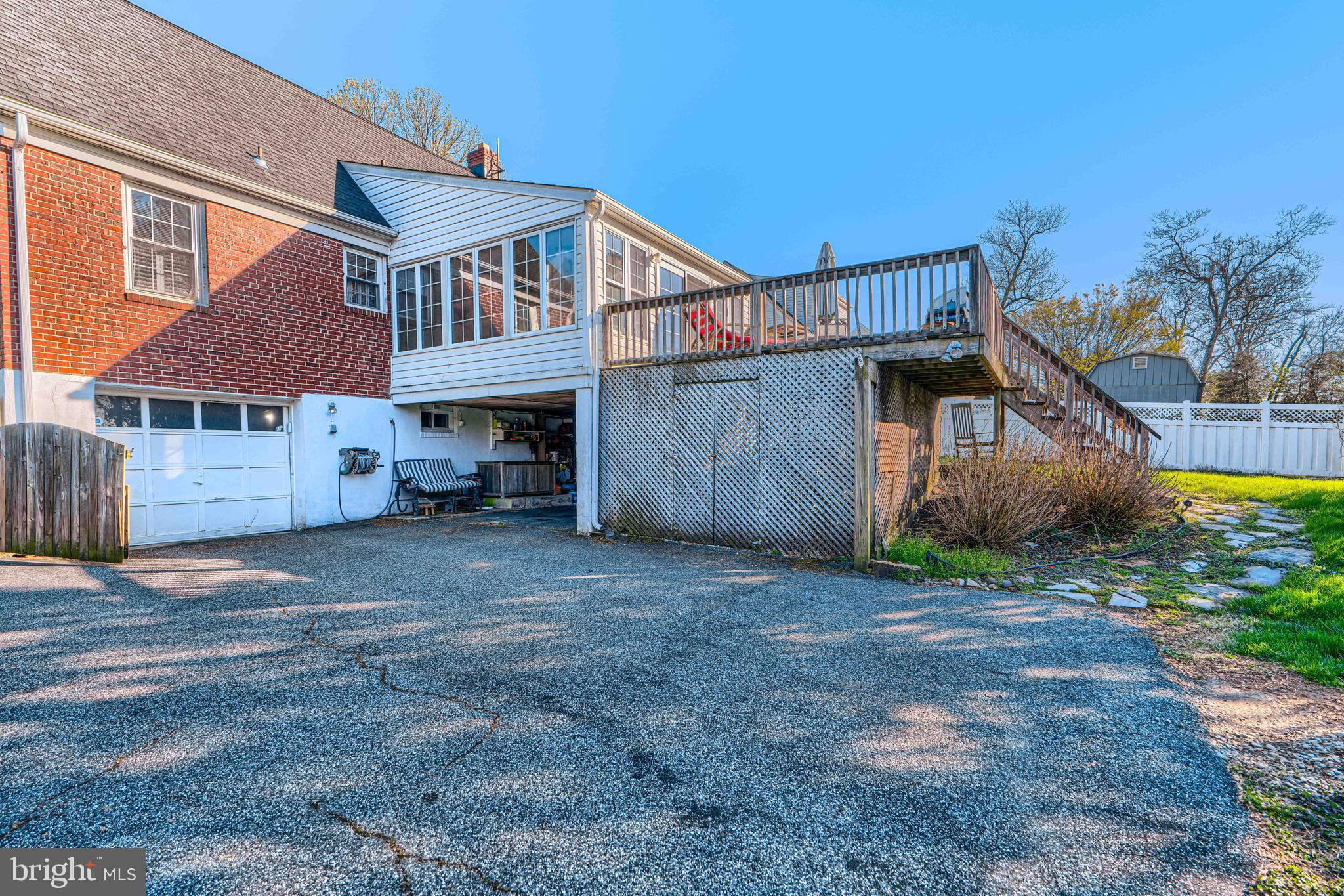 KNOLLBROOK - Residential