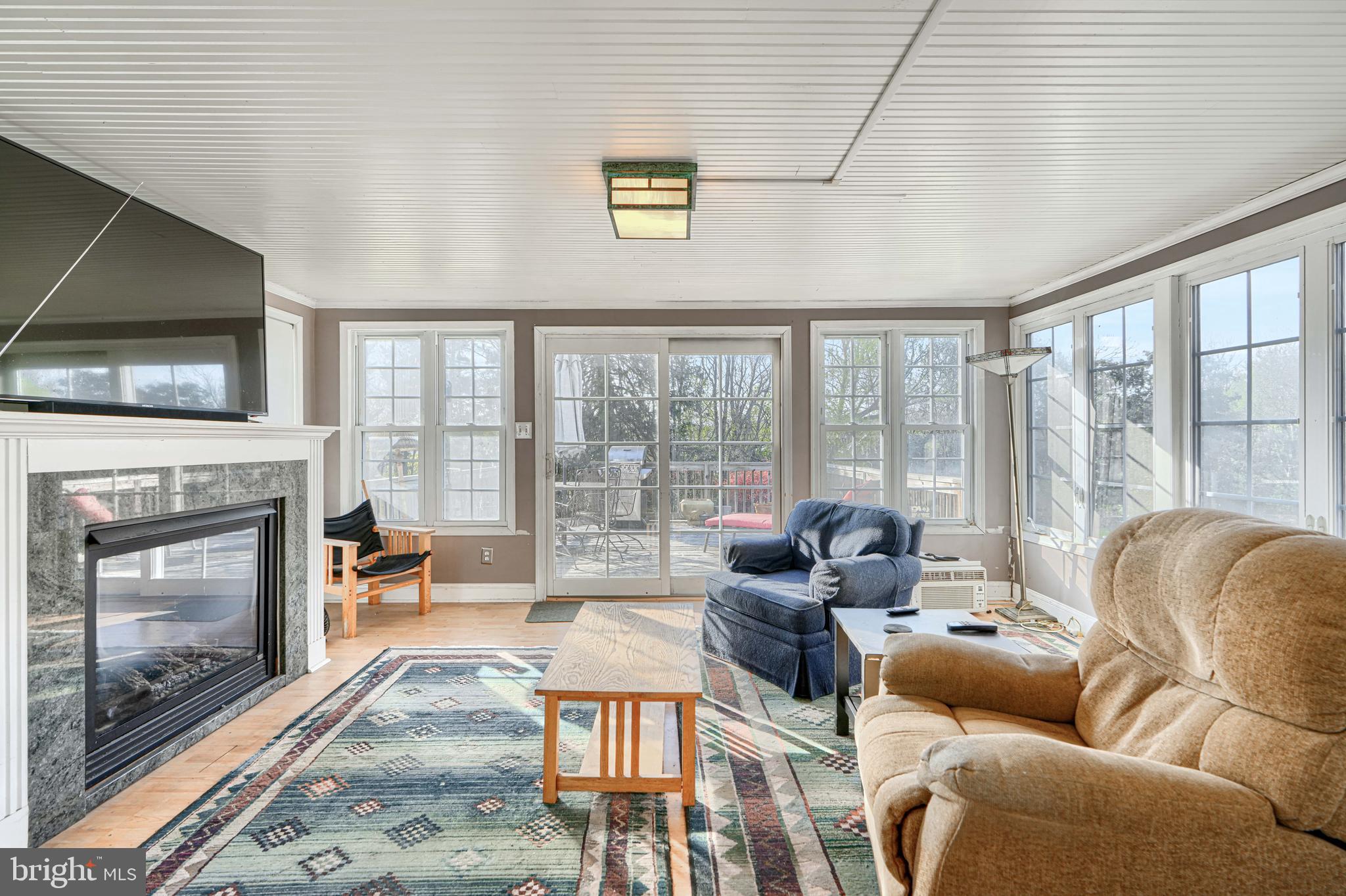 KNOLLBROOK - Residential