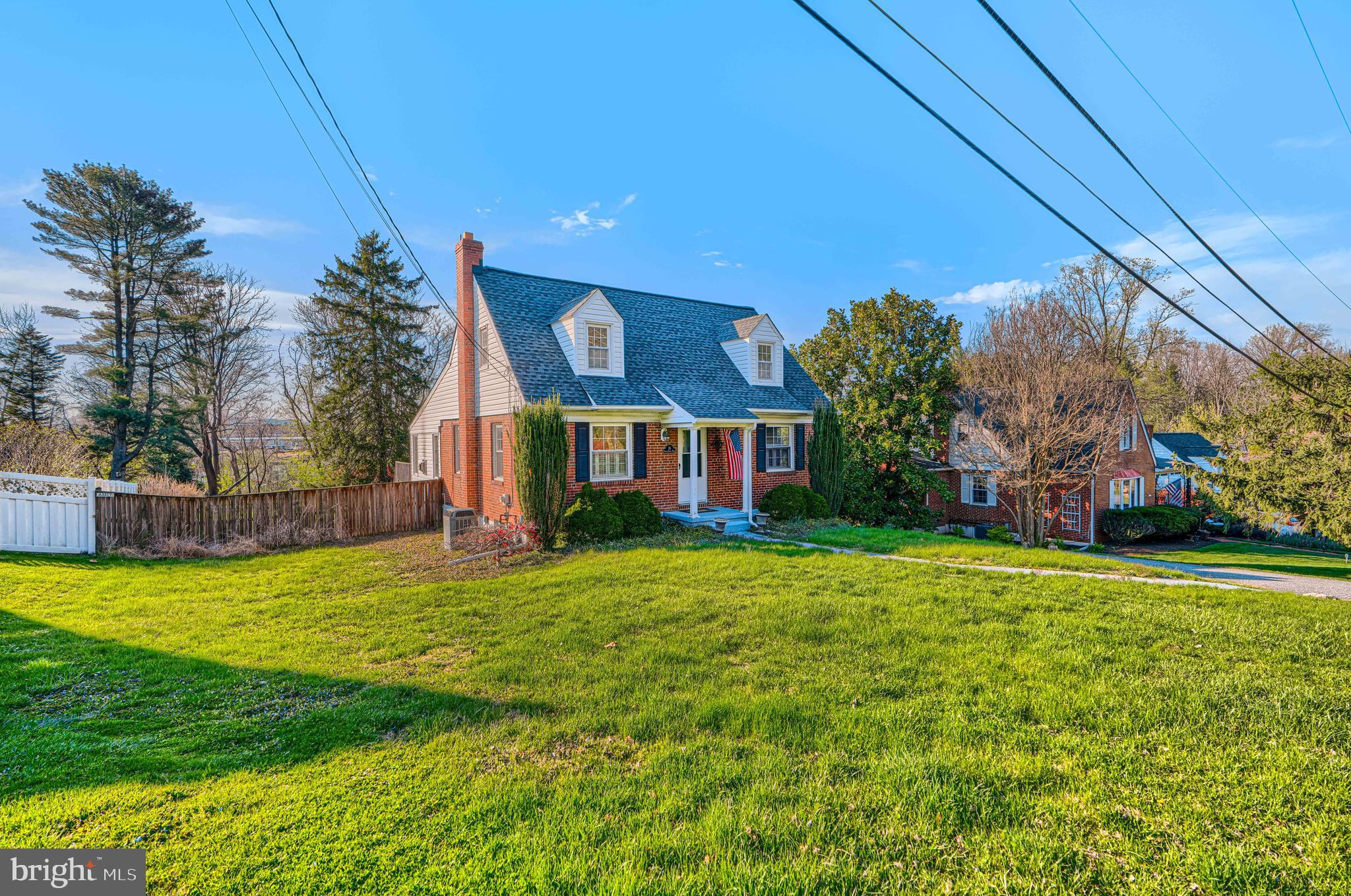 KNOLLBROOK - Residential