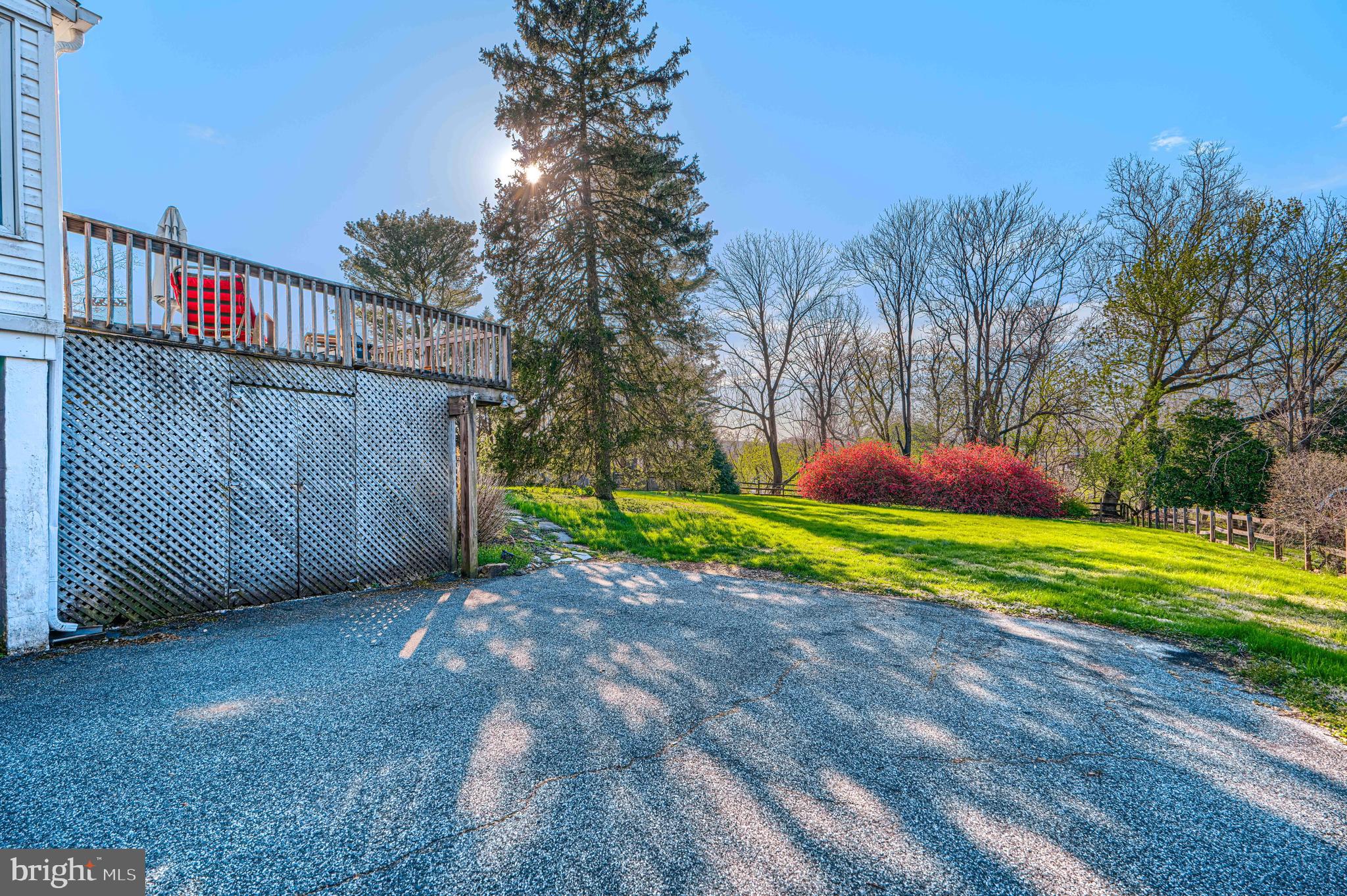 KNOLLBROOK - Residential