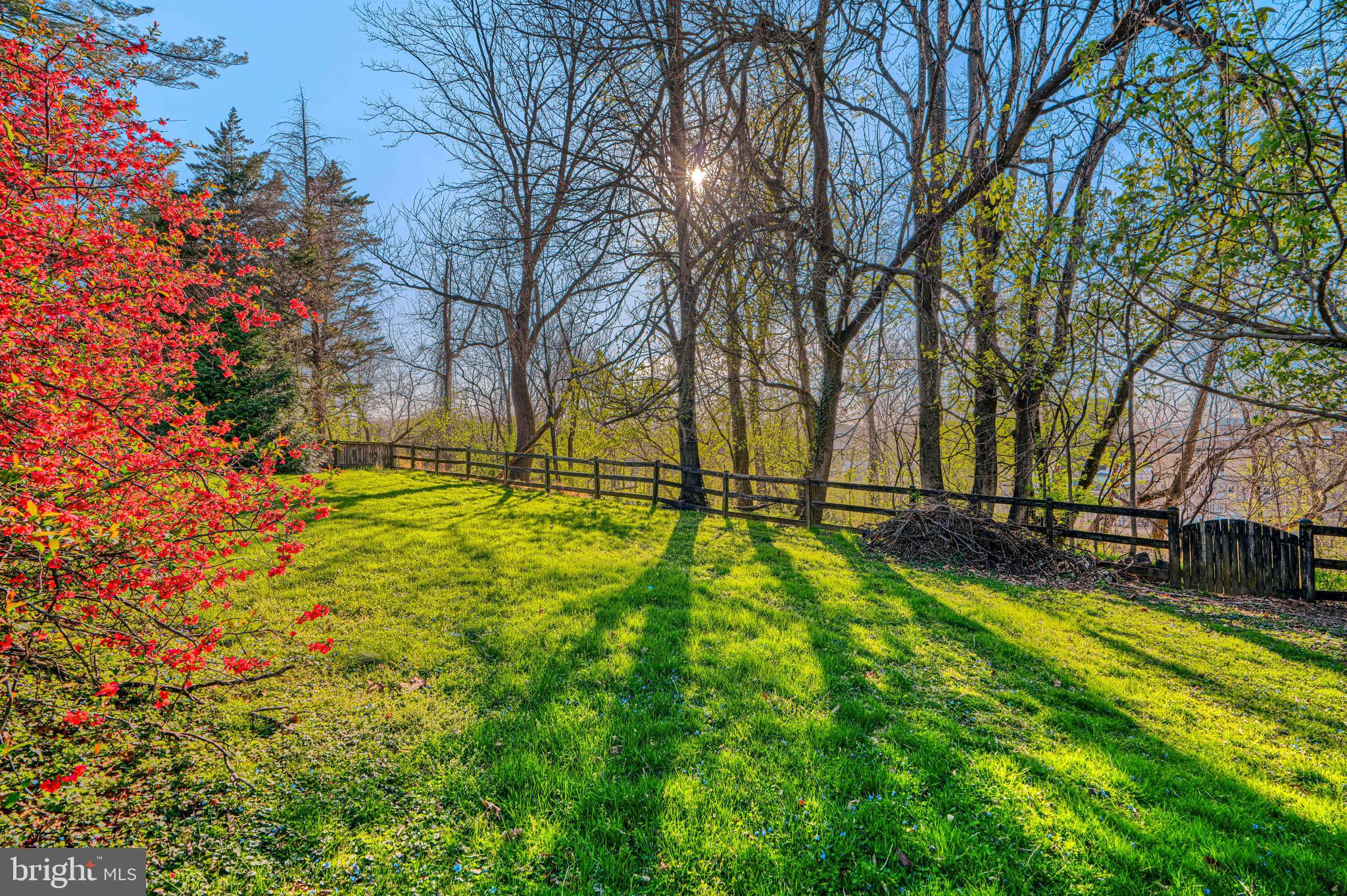 KNOLLBROOK - Residential