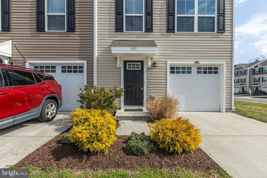 I am excited to introduce a wonderful new listing in the beautiful Brookstone Trace community.

This well-maintained townhouse, built in 2020, features three bedrooms and 2.5 bathrooms. The main level offers a large eat-in kitchen equipped with 30-inch cappuccino cabinets and a four-piece GE stainless steel appliance package. The spacious living room is filled with natural light and features laminate flooring, plush carpeting, and a convenient half bath.

On the second floor, you will find three bedrooms, including an owner’s suite complete with a walk-in closet and a private three-piece bathroom. The additional two bedrooms share a second full bathroom, and the floor is finished with a laundry area, new blinds, and ample lighting throughout.

This home is priced to sell and will not stay on the market for long. Please schedule your tour today.